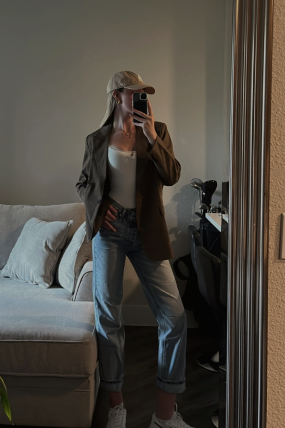 perfect casual everyday outfit: jeans, bodysuit, blazer, sneakers &ball cap

#LTKU #LTKstyletip