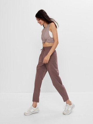 GapFit High Rise Runaround Pants | Gap (US)