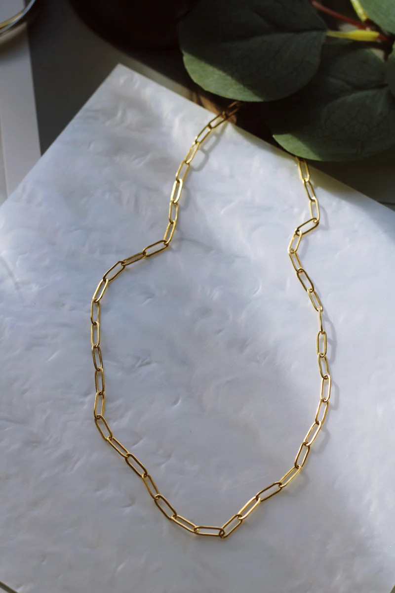 PAPERCLIP NECKLACE (WATERPROOF & 18K GOLD PLATED) | raëliv