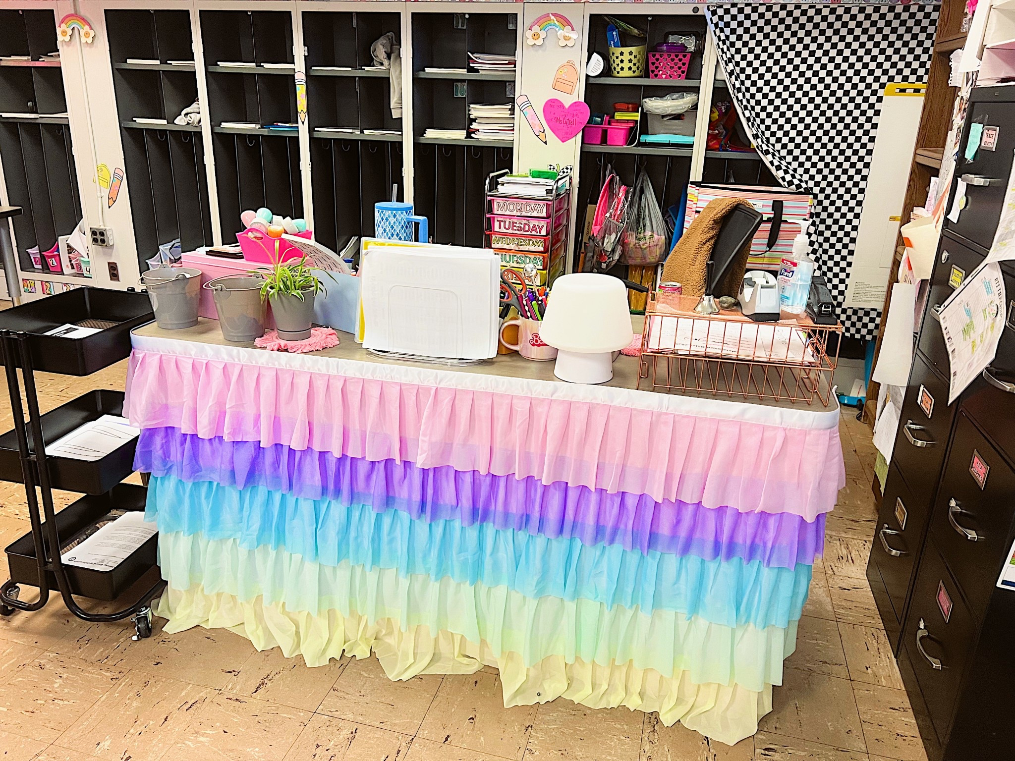 Desk skirt 🩷💜🤍

#LTKSaleAlert #LTKFindsUnder50 #LTKHome