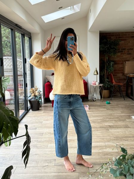 Yellow oversized knit wearing size small

Barrel leg jeans size 8R

#LTKeurope #LTKstyletip