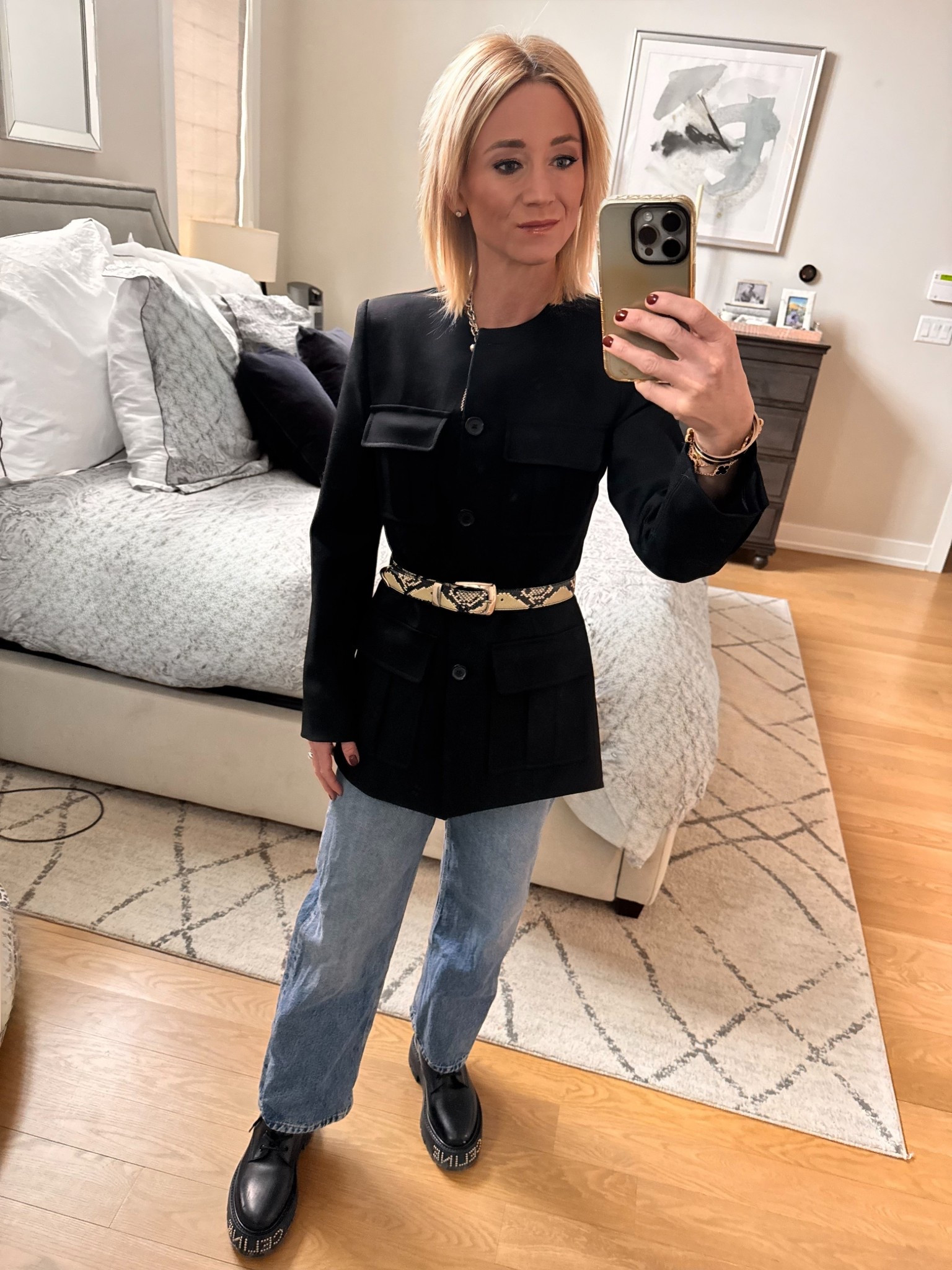 The difference between “getting dressed” and actually styling your look…and all you did was add a belt! 

#LTKootd #LTKSeasonal