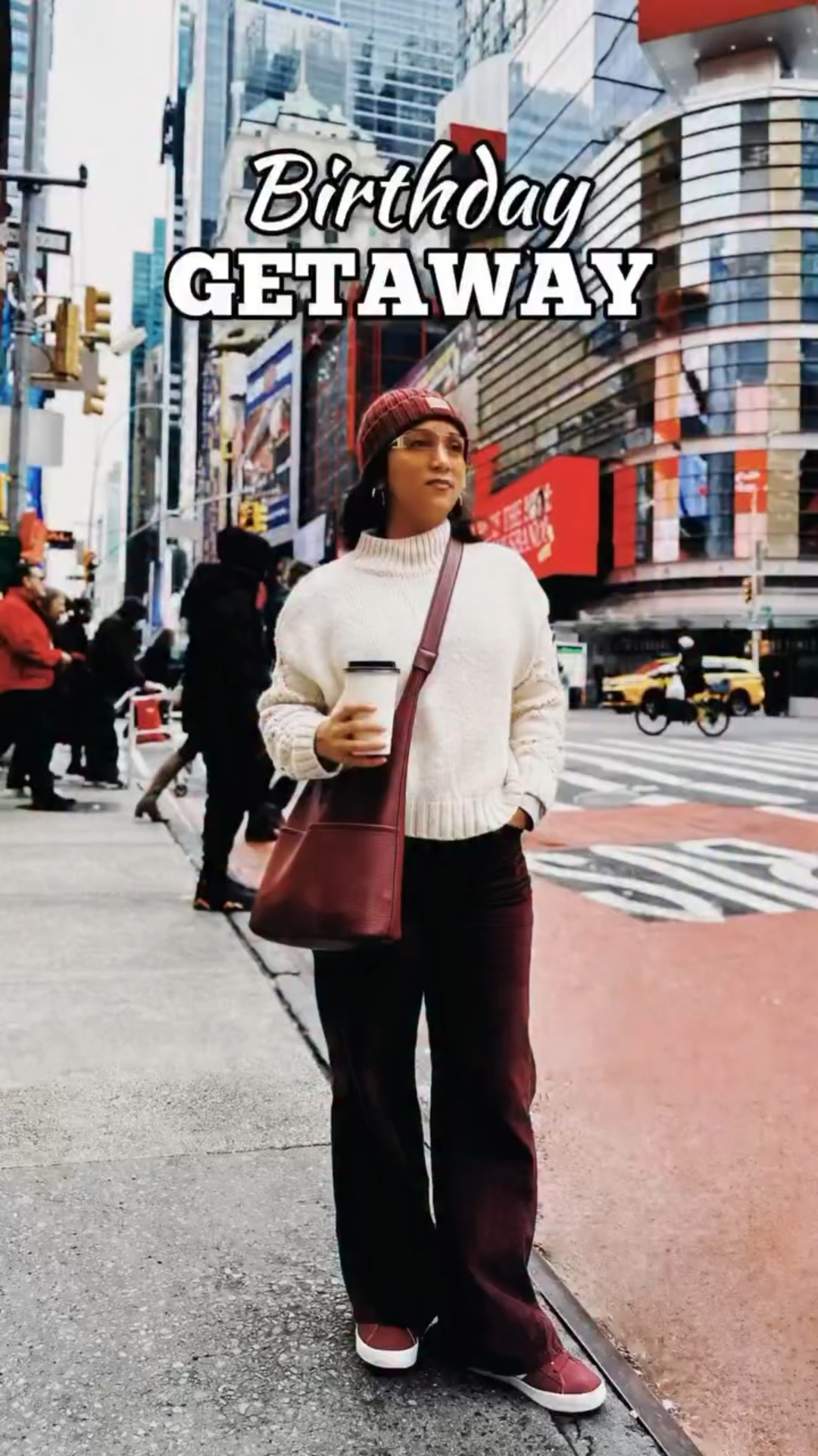 ♐️ It’s my birthday today, but I started celebrating early with a quick pre-birthday NYC getaway last week to launch Sag Szn! 🏙️ Loved kicking off my birthday week surrounded by holiday lights, festive streets, and that signature New York magic with my family!🗽 
 ✨Got to ice skate in Bryant Park, take in Macy’s stunning window display magic, munch on some bites in Chinatown/Little Italy and averaged about 20k steps a day! Still had so much I didn’t get to see, but hopefully I can fit them in next time! 🎁 Have you been to NYC during the holidays and what’s your must-do in the city during the season? 🎡🎄🏙️🗽🤶🏽

𝘧𝘢𝘭𝘭 𝘰𝘶𝘵𝘧𝘪𝘵 𝘪𝘥𝘦𝘢𝘴, 𝘥𝘢𝘺 𝘵𝘰 𝘯𝘪𝘨𝘩𝘵 𝘰𝘶𝘵𝘧𝘪𝘵𝘴, 𝘤𝘢𝘱𝘴𝘶𝘭𝘦 𝘸𝘢𝘳𝘥𝘳𝘰𝘣𝘦 𝘦𝘴𝘴𝘦𝘯𝘵𝘪𝘢𝘭𝘴, 𝘧𝘢𝘭𝘭 𝘧𝘢𝘴𝘩𝘪𝘰𝘯 𝘵𝘳𝘦𝘯𝘥𝘴 2025, 𝘦𝘢𝘴𝘺 𝘰𝘶𝘵𝘧𝘪𝘵 𝘵𝘳𝘢𝘯𝘴𝘪𝘵𝘪𝘰𝘯𝘴, 𝘸𝘰𝘳𝘬𝘸𝘦𝘢𝘳 𝘵𝘰 𝘸𝘦𝘦𝘬𝘦𝘯𝘥 𝘴𝘵𝘺𝘭𝘦, 𝘤𝘩𝘪𝘤 𝘧𝘢𝘭𝘭 𝘭𝘰𝘰𝘬𝘴, 𝘣𝘶𝘵𝘵𝘰𝘯 𝘥𝘰𝘸𝘯 𝘴𝘵𝘺𝘭𝘪𝘯𝘨 𝘵𝘪𝘱𝘴

Have you seen NY during the holidays? 🗽🏙️🎅🏽🤶🏽