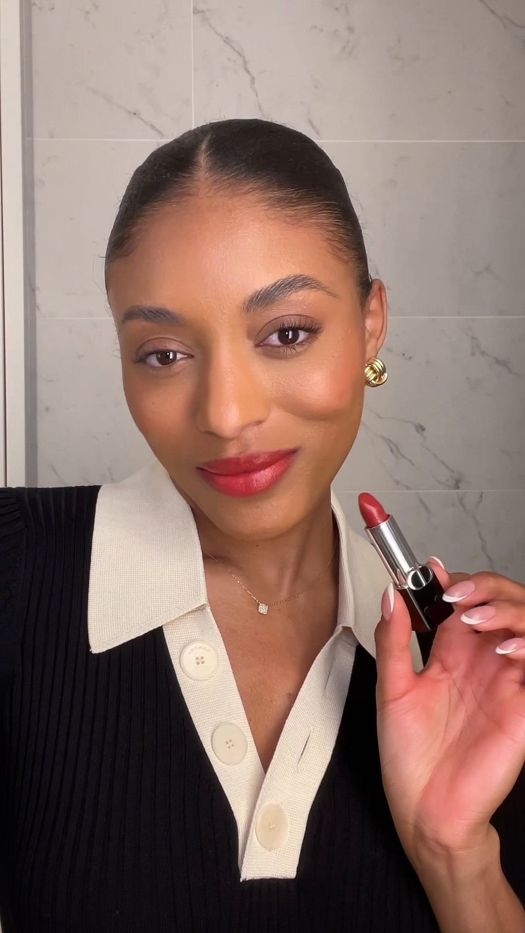 Trying on some of the new Rouge Dior lipsticks. The most beautiful nude, rosey pink and red shades. 

#LTKbeauty