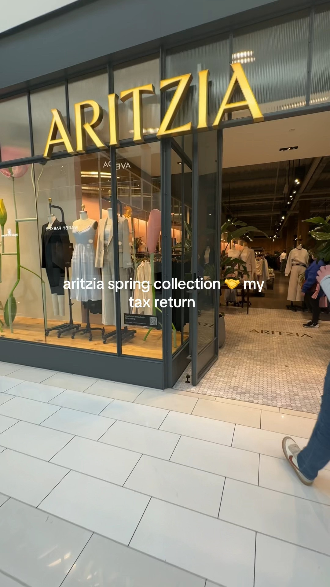 my first time to an aritzia store was incredible! my sister and I got the items below!! 