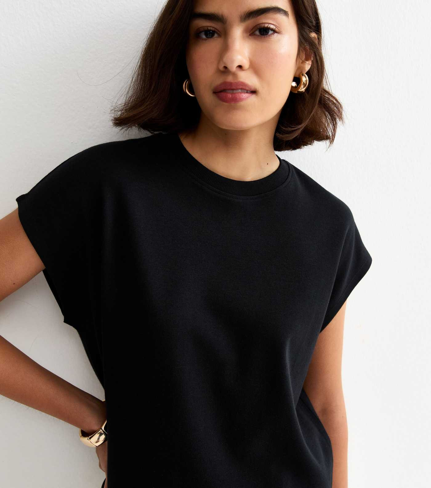 Premium Black Grown On Sleeve Heavyweight Cotton T-Shirt | New Look | New Look (UK)