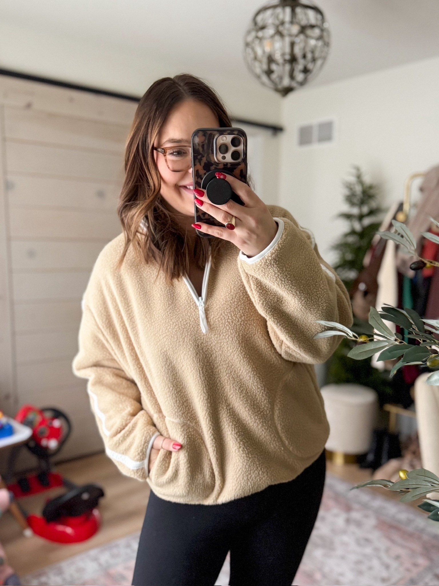 Fuzzy fleece pullover - size large and comes in other colors

#LTKootd #LTKFindsUnder50 #LTKMidsize