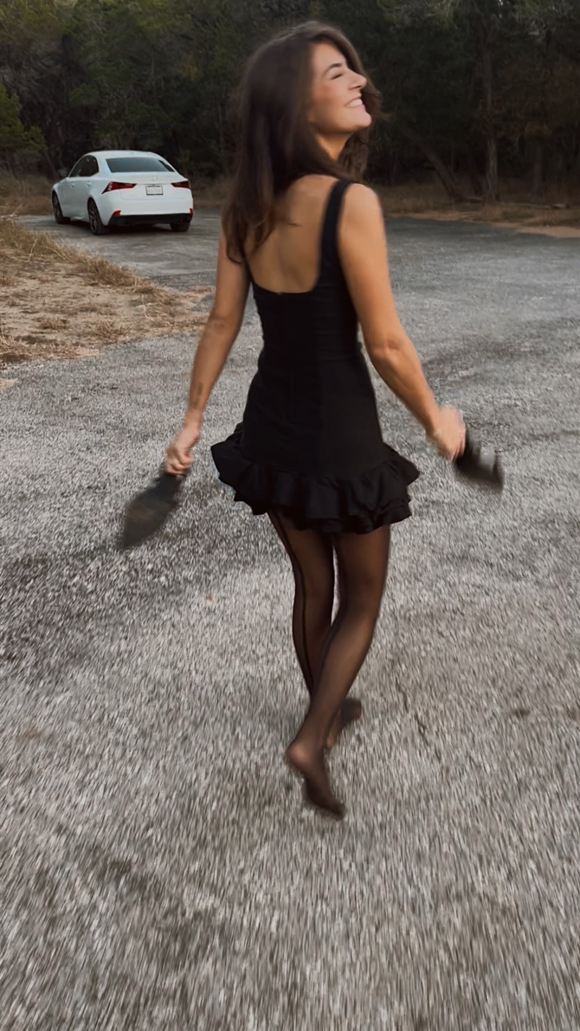 wearing size XS in dress


#LTKHoliday #LTKFindsUnder100 #LTKootd