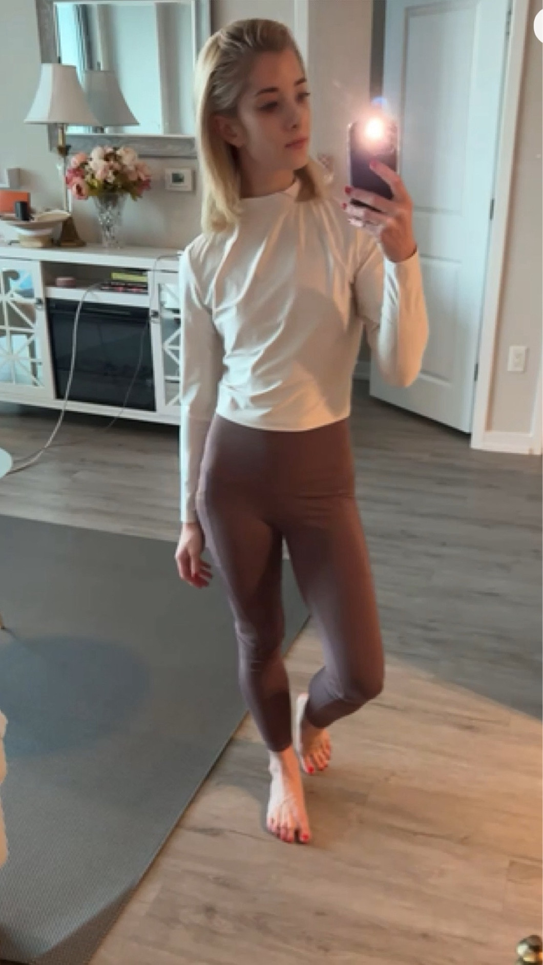 Amazing Target Find! 

Product: “Women’s Long Sleeve Mock Neck T-Shirt” by Wild Fable (Target). 

Color: “Light Beige.”
👉🏻 Subtle shine, almost like a metallic touch. 

Features: Long sleeve mock neck top. Cropped. 

Size: Medium 
👉🏻 If you want to flaunt your midriff, stick to your regular size. But if you're like me and prefer a bit more coverage, consider going up a size or even three.

Occasion: Gym, errands, date night, work, or like me, a morning dog walk with the Cavaliers.

🍂 🤍

#LTKGiftGuide #LTKfitness #LTKstyletip