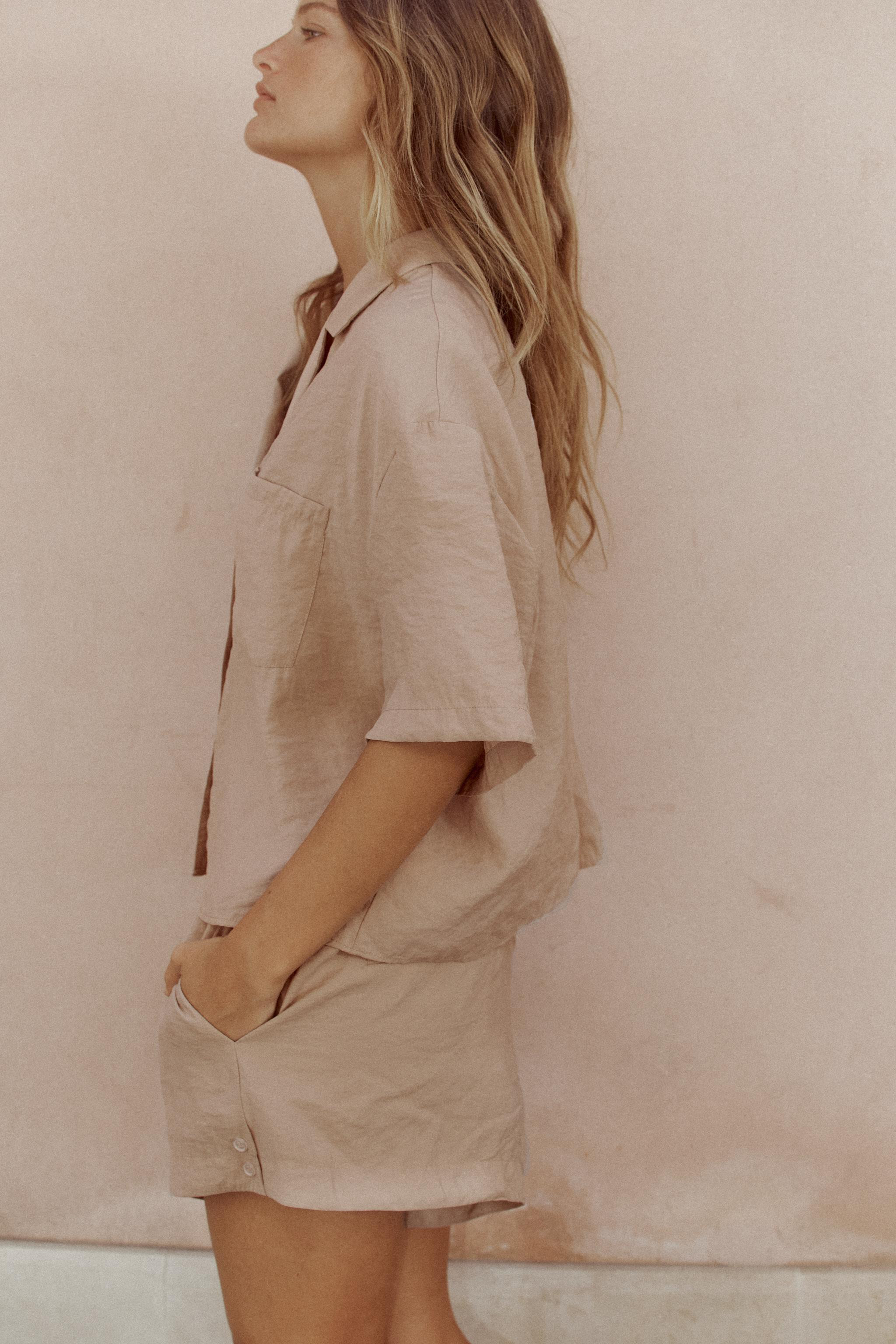 FLOWING MINI SHORTS | Zara UK
