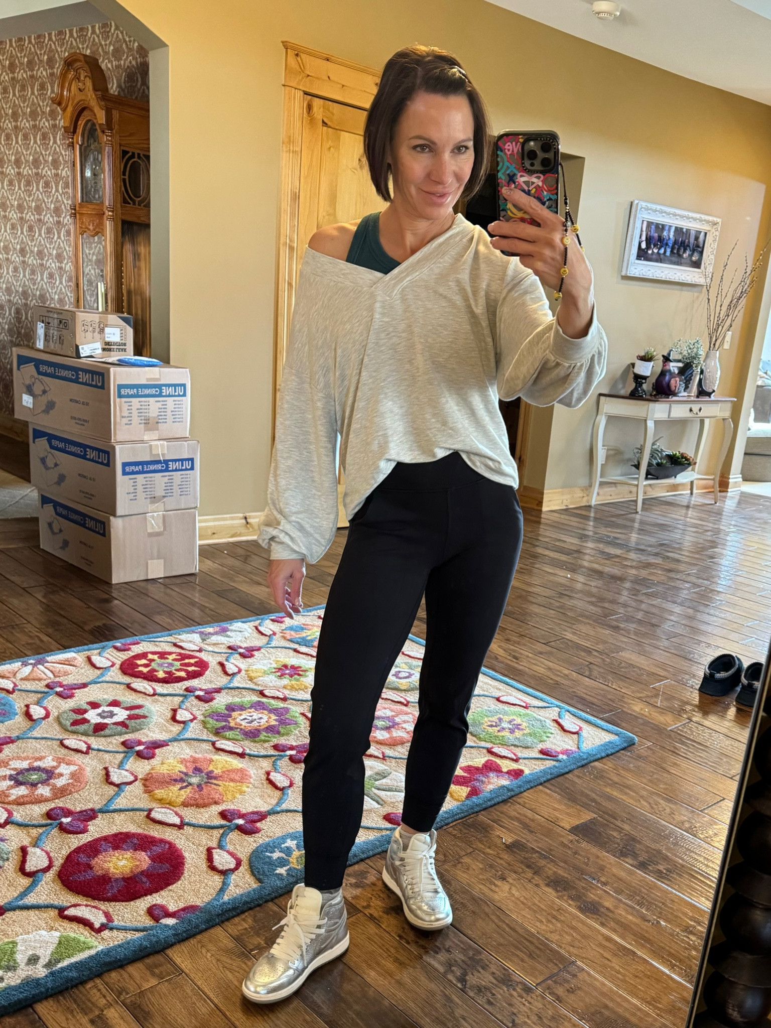 Fall casual outfit! 
Lululemon jogger
Alo sports bra
Travis Matthews shirt
Nike sneakers 

#LTKOver40 #LTKActive #LTKStyleTip