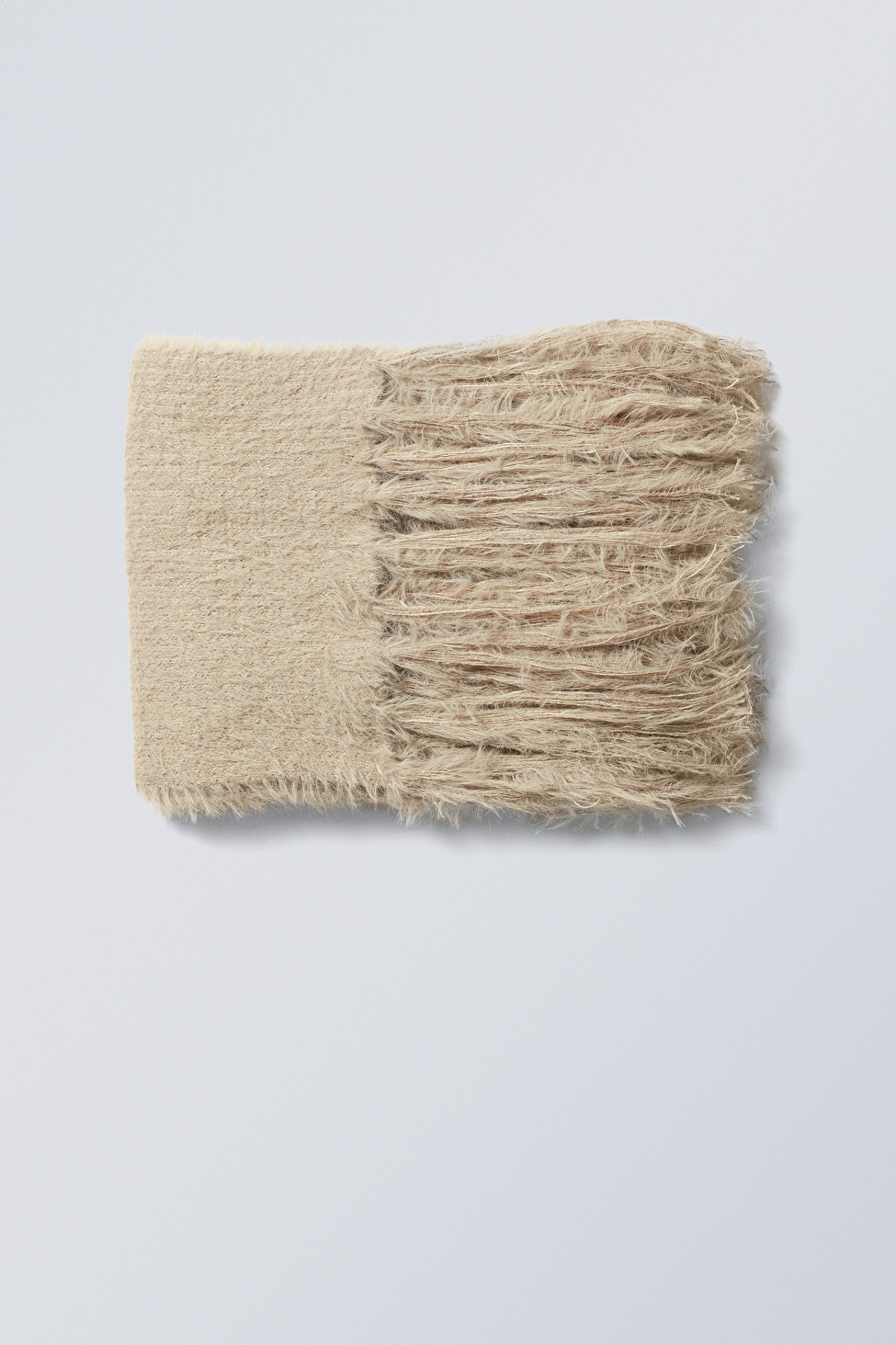 Haariger Strickschal Ella - Hellbeige - Scarves - Weekday DE | Weekday