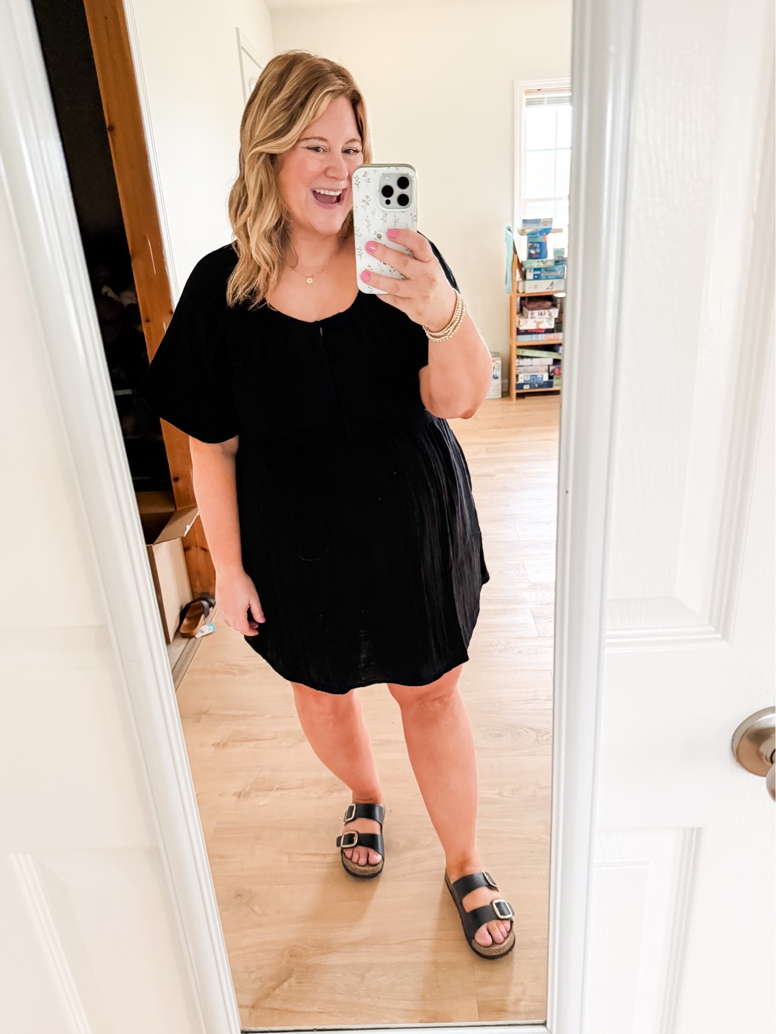Teacher outfit for a hot day! Wearing a large petite in my gauze dress.

#LTKMidsize #LTKPetite #LTKWorkwear