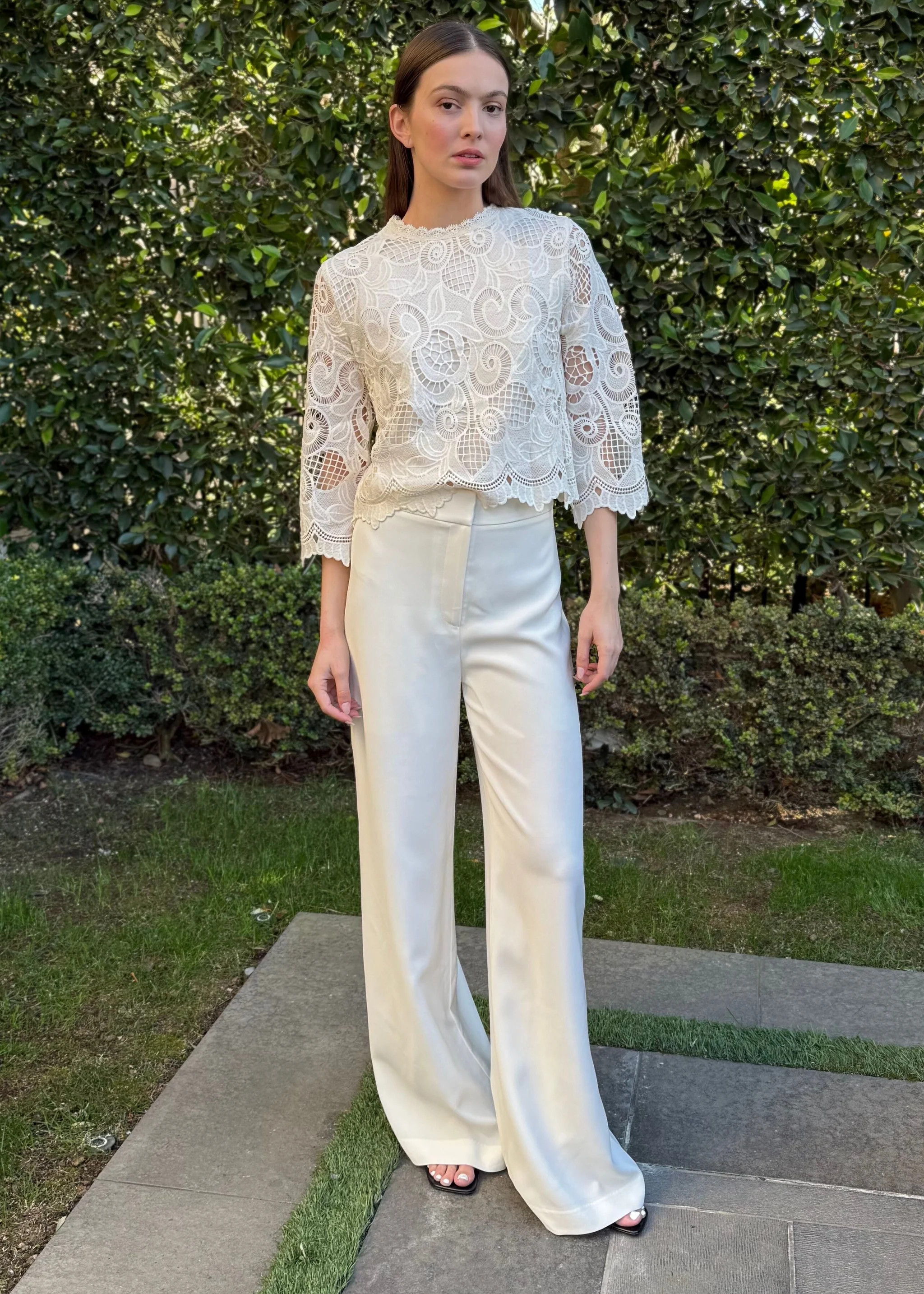 Jocelyn Abstract Lace 3/4 Flare Sleeve Top - Cream | Benaar La