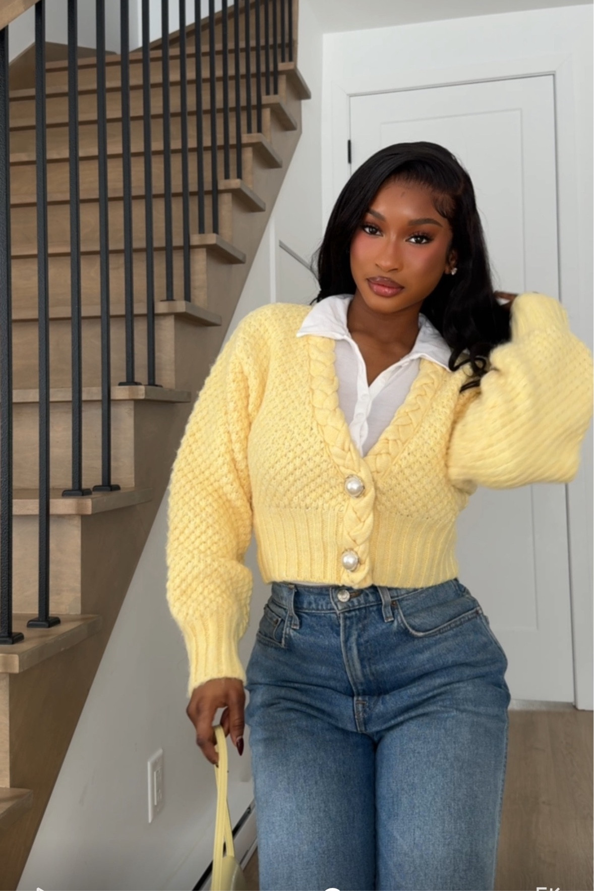 Love this yellow cardigan and blue jeans! 

#LTKStyleTip