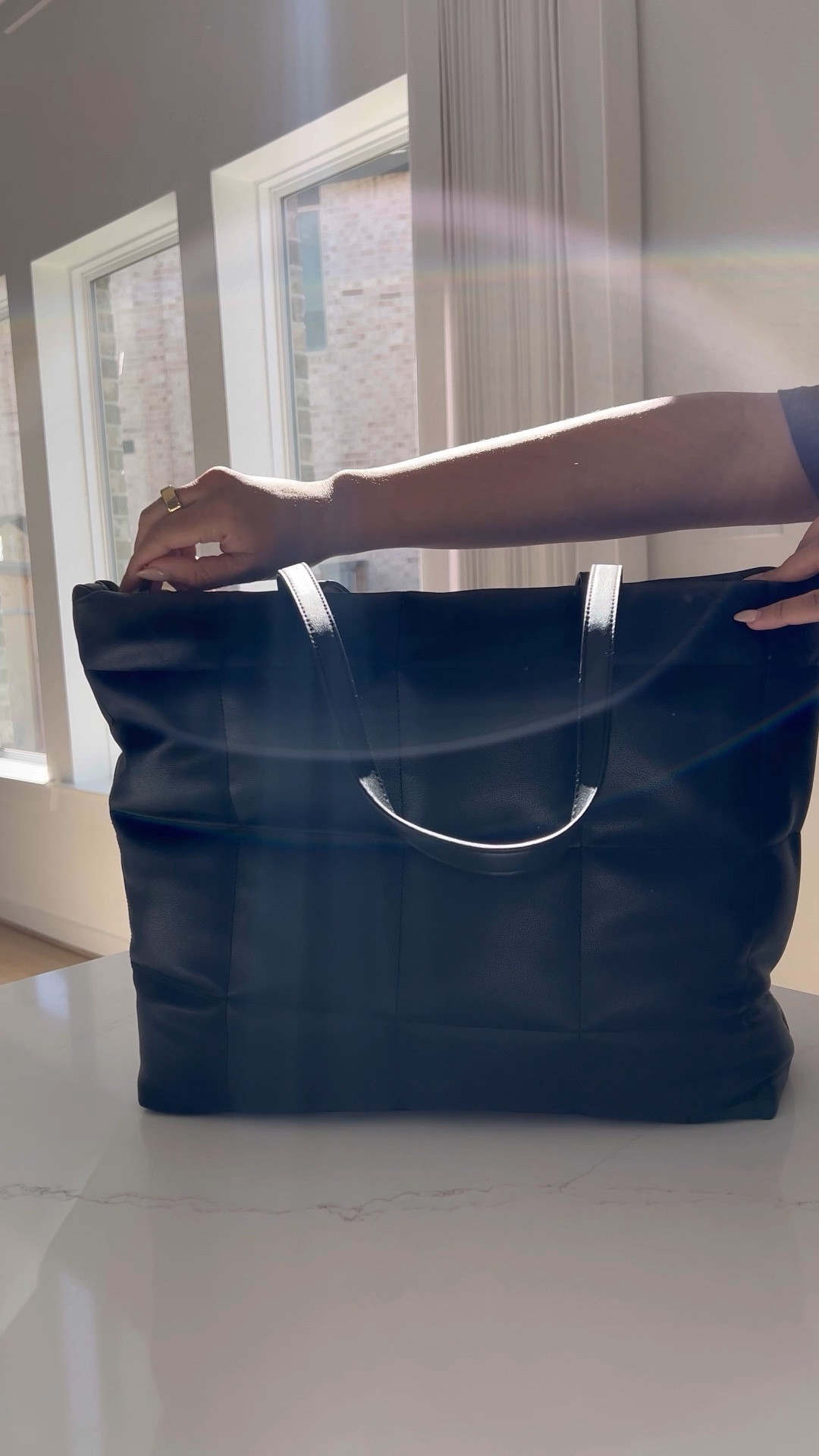 New gym bag… because the duffles weren’t doing it for me anymore. #targetfind #gymbag #targetmusthave

#LTKitbag #LTKFind