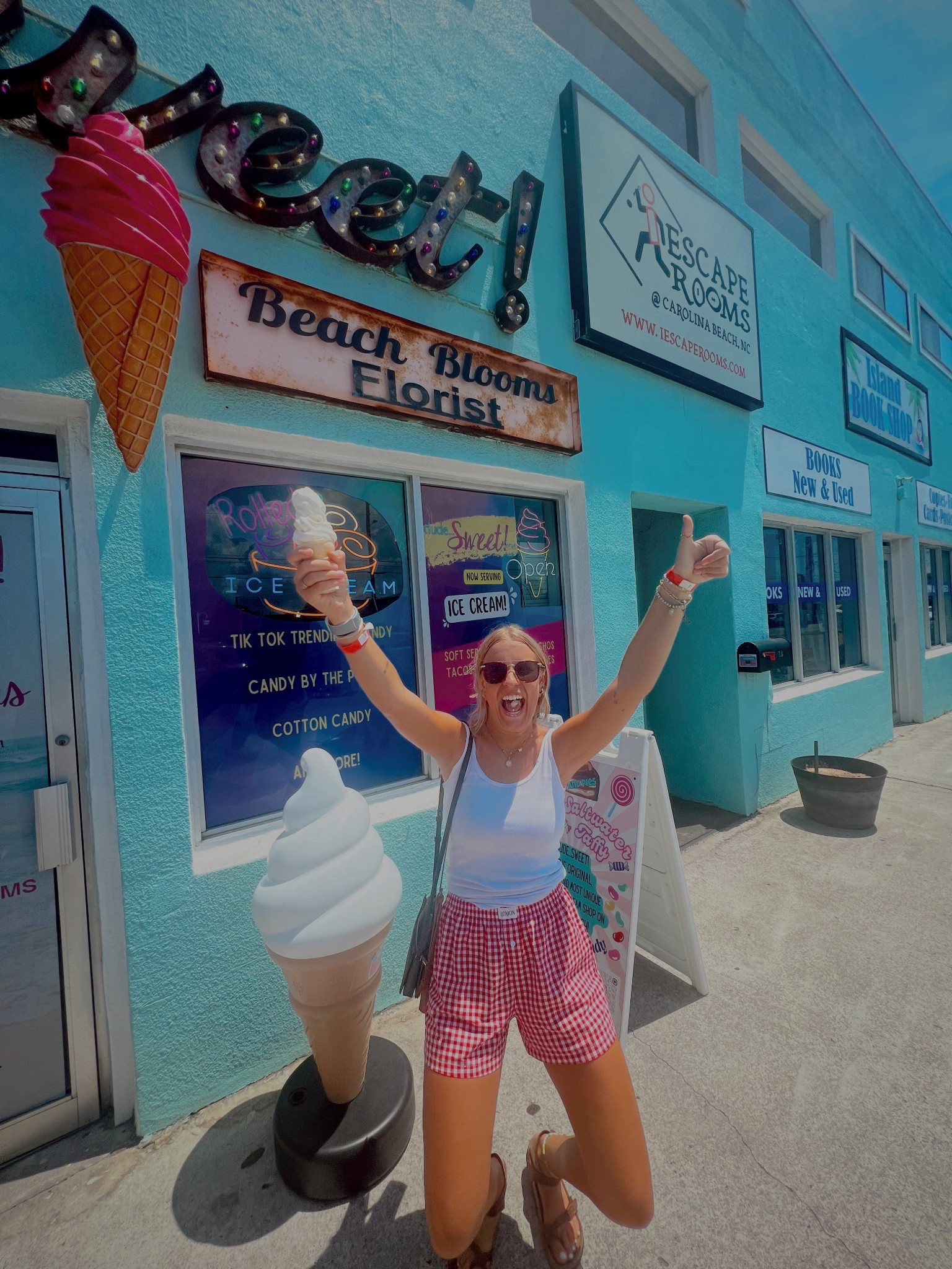 The most simple but cute fit for a beach vacation!! 🏖️❤️🤍🍦

Size medium in Amazon red/white gingham shorts
Size small in Old Navy cami tank
Size small in Old Navy tank top
Size 39 in brown birkenstocks
*also linking sunglasses & jewelry!

Amazon outfits, Amazon finds, Amazon deals, Amazon style, Amazon fashion, Amazon shorts, boxer shorts, trending clothing, trending shorts, women’s shorts, Old Navy style, Old Navy fashion, Old Navy basics, white tank tops, casual outfits, beach outfits

#LTKFindsUnder50 #LTKStyleTip #LTKTravel