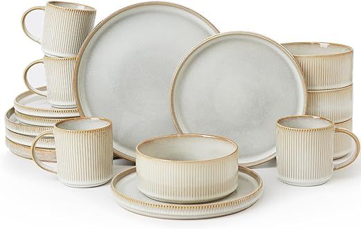Famiware Star Dinnerware Set with Plates, Bowls and Mugs, Service for 4 (16-Piece), Stoneware Kit... | Amazon (US)
