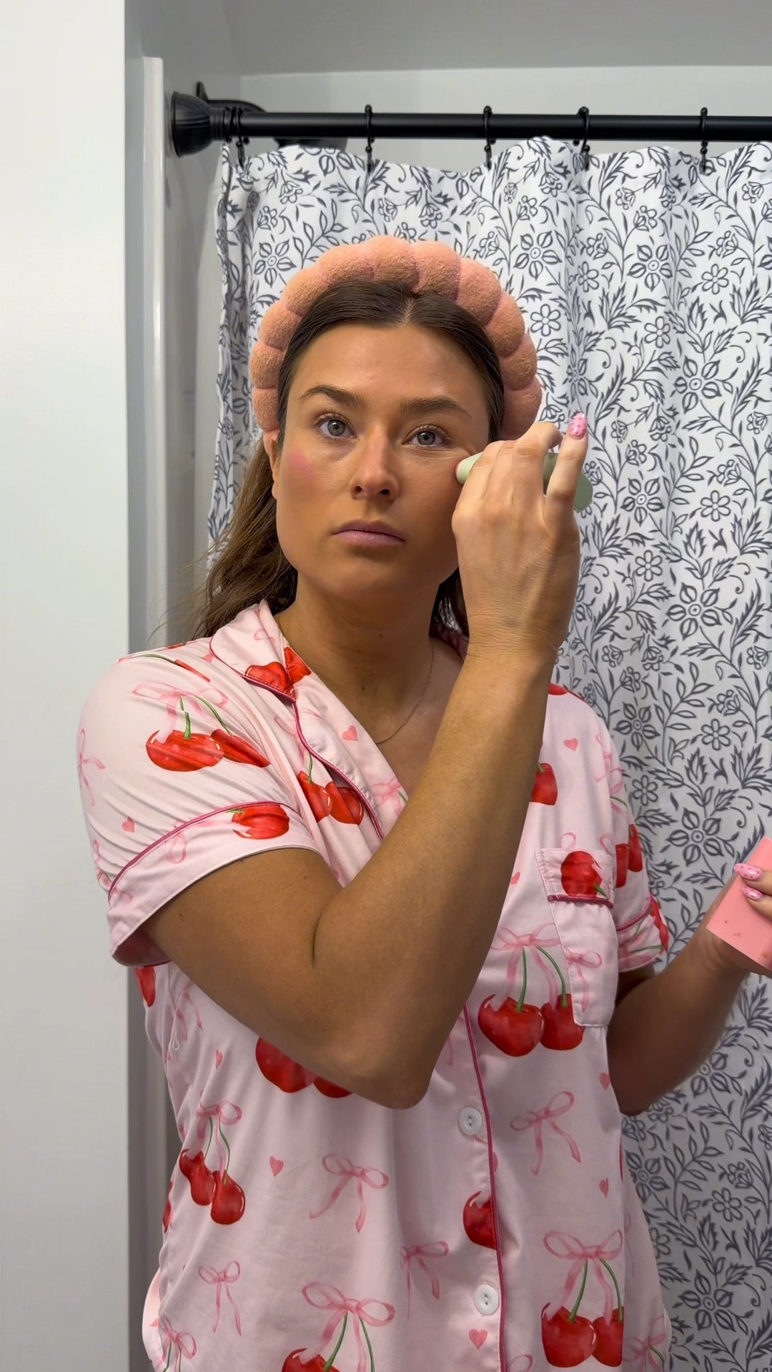 friday morning vlog! morning in my life vlog. everyday parts of my morning. linking everything! if i missed something send me a message 

#LTKmorningroutine #LTKvlog #LTKdayinmylife