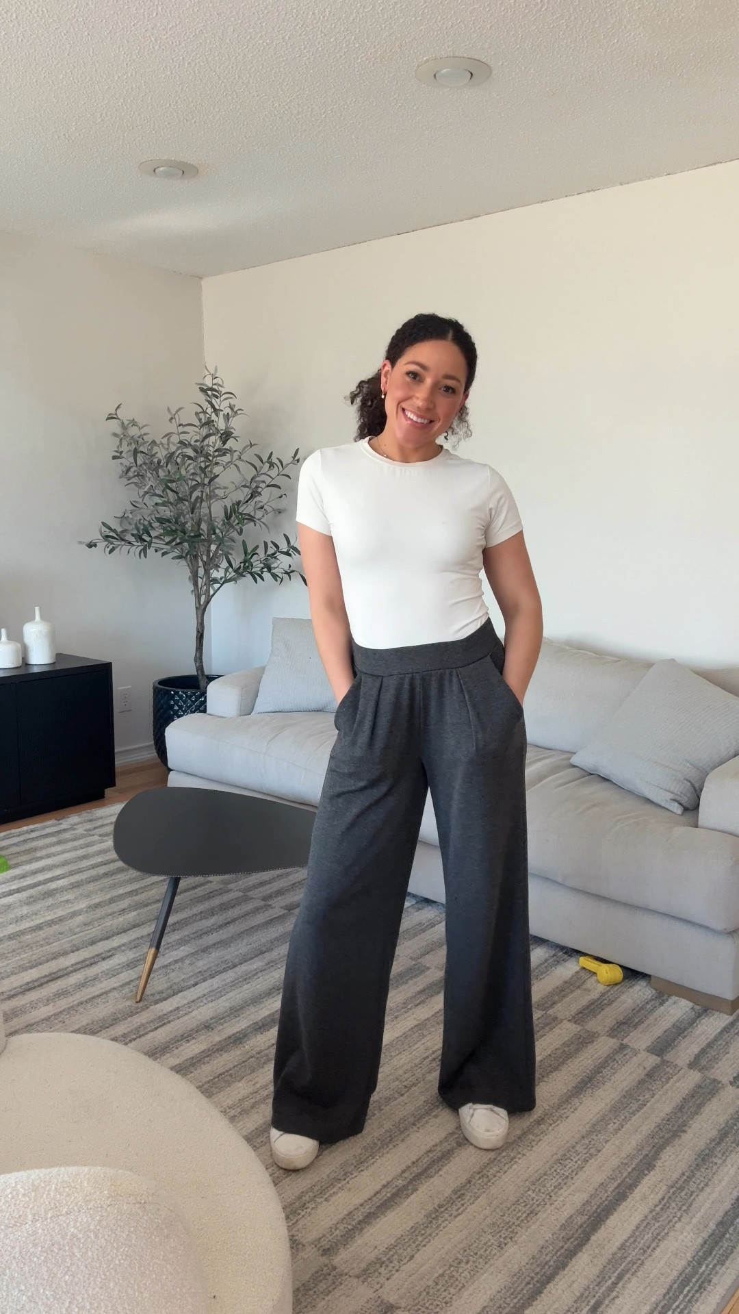 Everyone needs a pair of comfy wide leg sweat pants that look like trousers IMO! Straight from work to home and didn’t even need to change 🙌🏽

#LTKFindsUnder50 #LTKStyleTip #LTKWorkwear