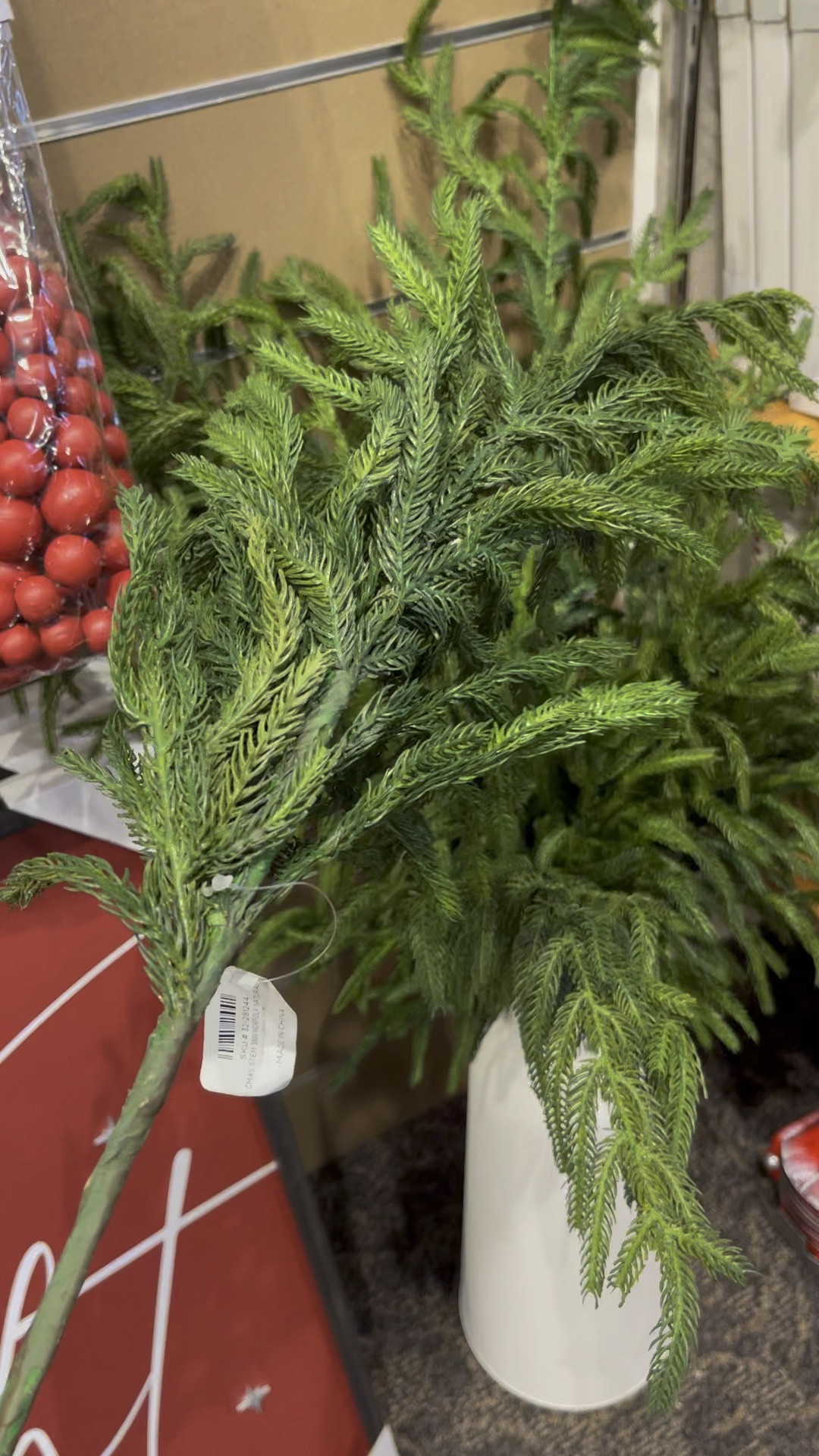 Norfolk Real Touch  stems for $10!



#LTKHoliday #LTKSeasonal #LTKHolidaySale
