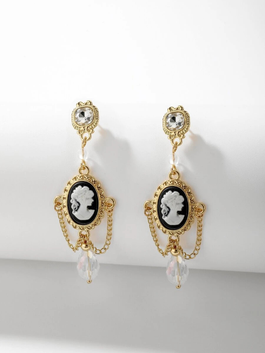 Figure Print Drop Earrings
   SKU: sj2109184809521851      
          (319 Reviews)
            U... | SHEIN