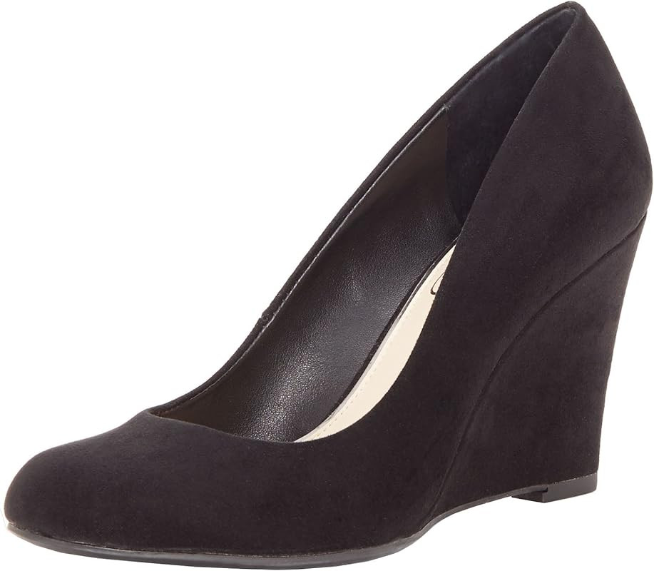 Women's Cash Slip On Wedge | Amazon (US)