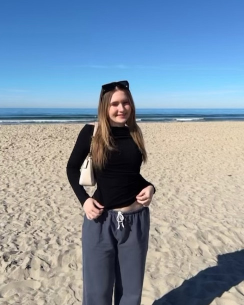 The perfect everyday bag 🤍
My Coach Teri shoulder bag is the definition of chic + practical. It’s the perfect size for daily essentials and instantly elevates any outfit. Such a classic piece you’ll reach for again and again! ✨

#LTKStyle #LTKItBag #CoachBag #CoachTeri #EverydayBag #ShoulderBag #ClassicStyle #NeutralStyle #SimpleChic #LTKFinds #FashionFinds #DailyEssentials #BagObsessed #StyleInspo #LTKAccessories

#LTKBeauty #LTKTravel #LTKootd

#LTKSaleAlert #LTKU #LTKdayinmylife