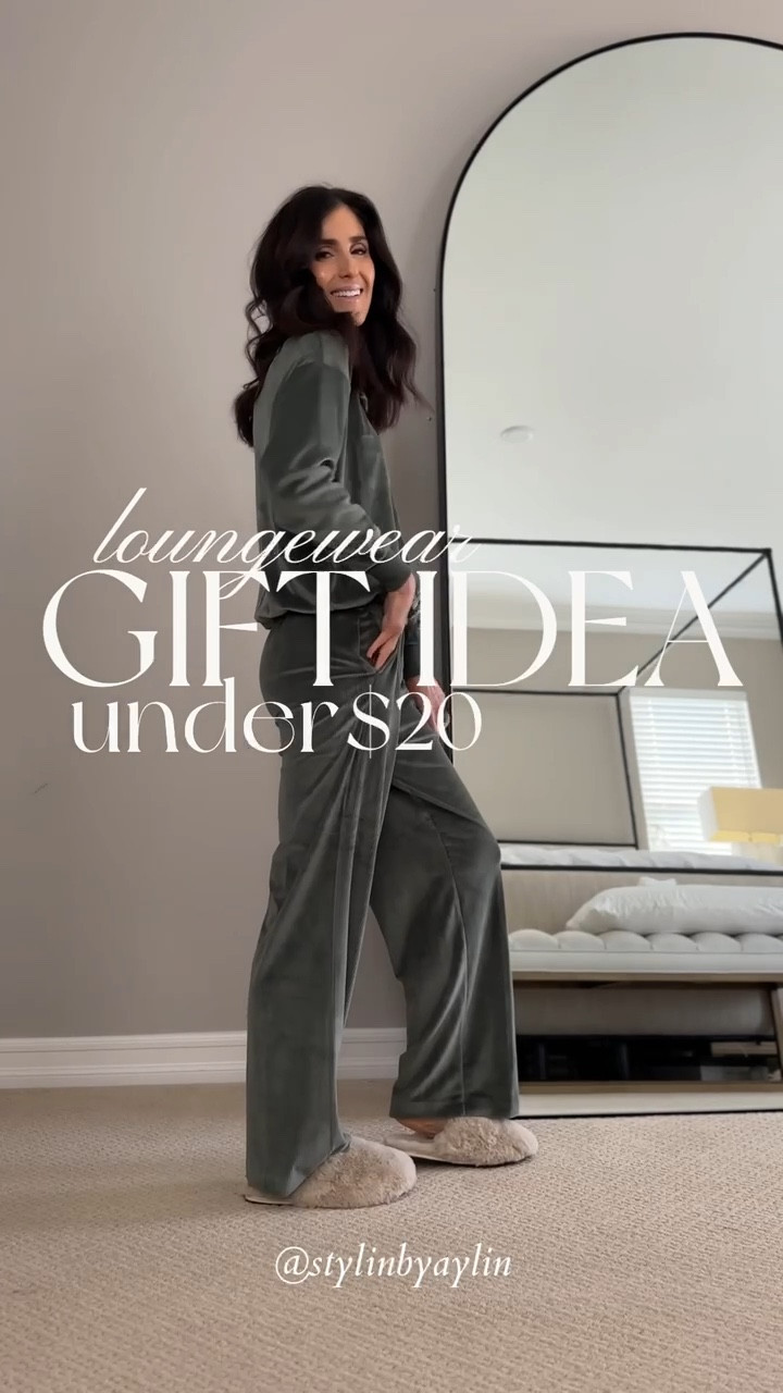 Loungewear gift idea under $20✨ I’m just shy of 5-7” wearing the size small. Each set comes with a matching scrunchie makes the perfect gift! StylinByAylin 

#LTKfindsunder50 #LTKstyletip