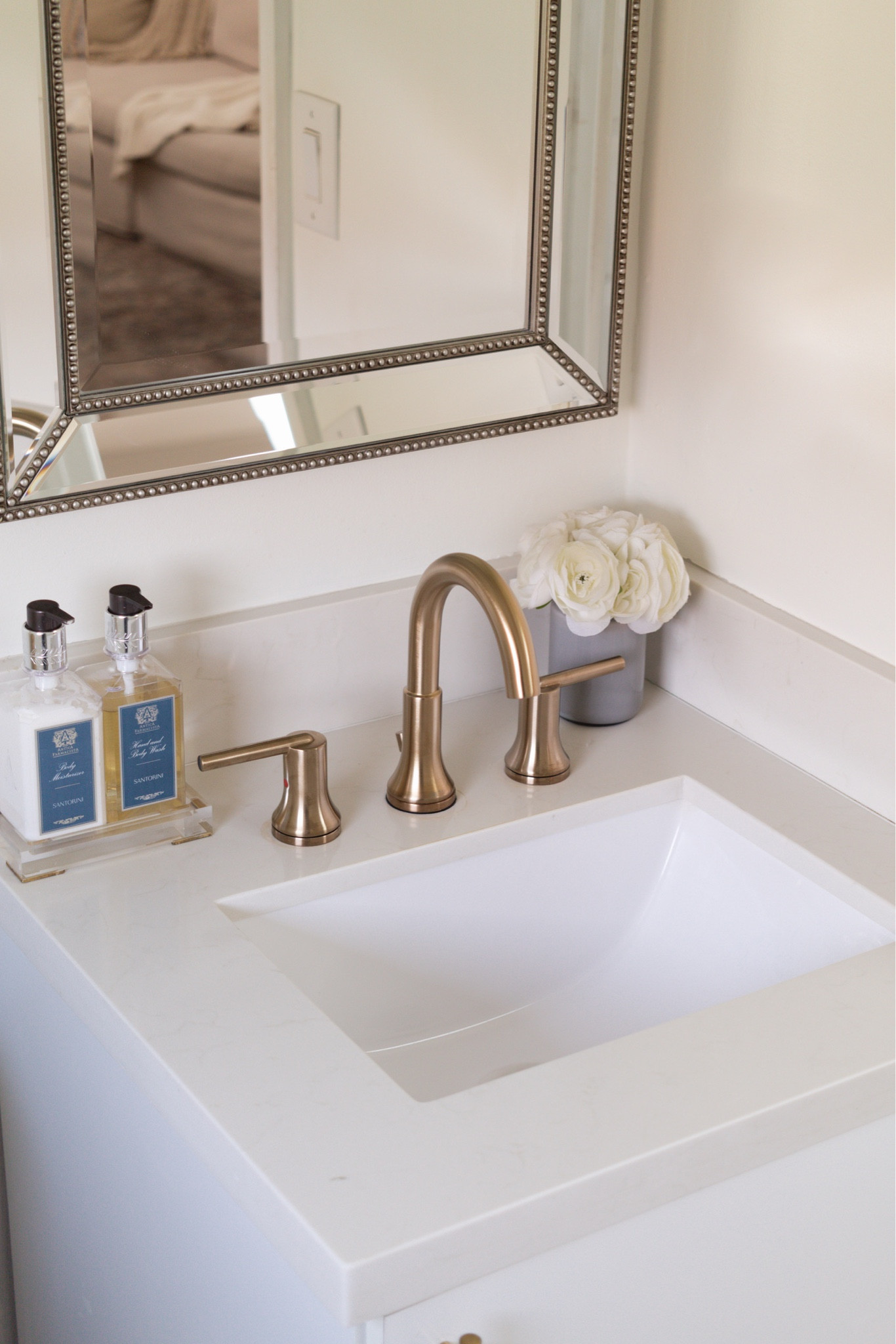 Bathroom glow-up! ✨ All my decor & linen closet organization finds are from Amazon.

#LTKhome #amazonfinds #bathroomdecor #bathroominspo #organicmodern #amazonhome #ltkit #organization

#LTKHoliday #LTKHome #LTKGiftGuide