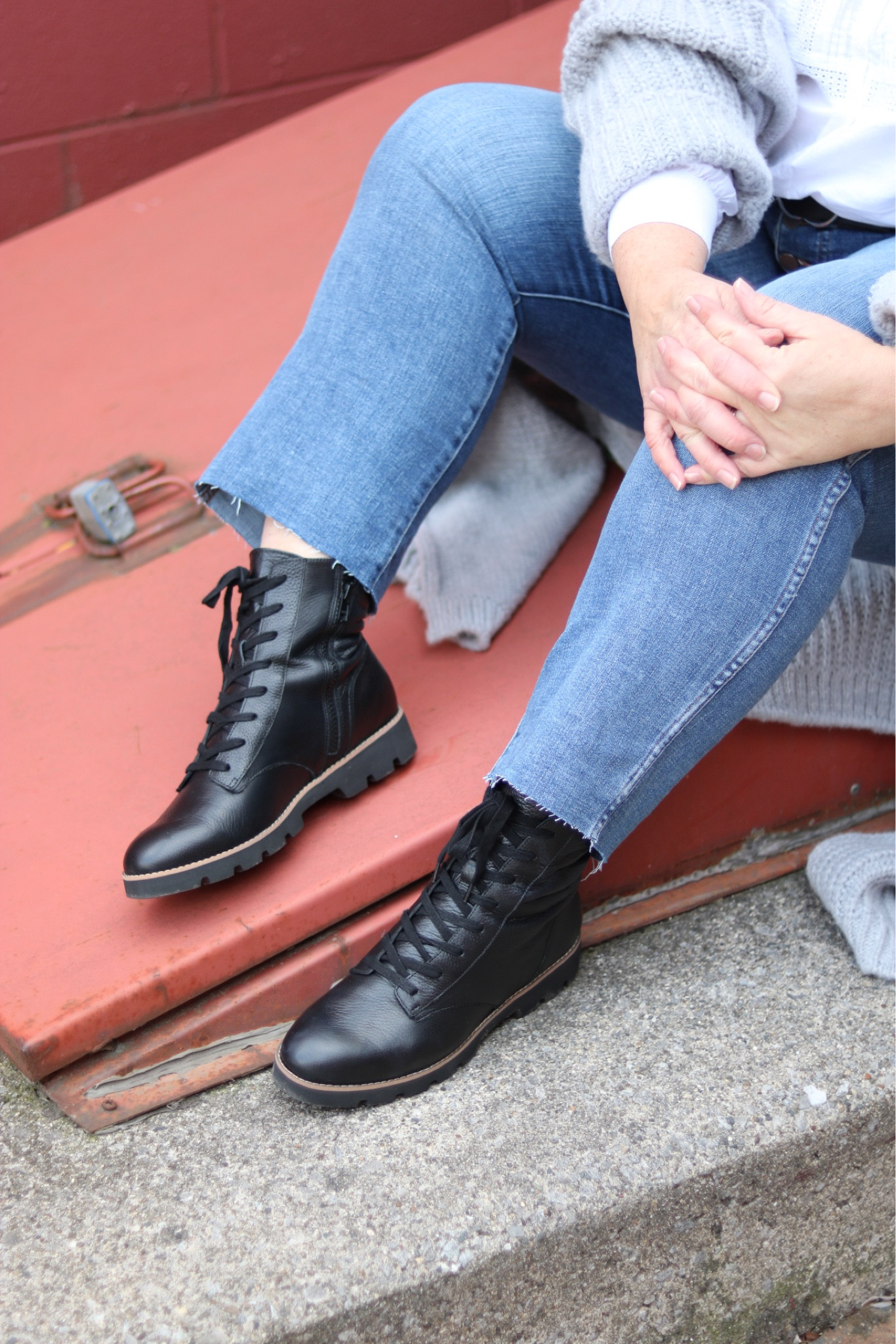 Slim-line combat boots from Vionic shoes  

#vionicshoes

#LTKshoecrush