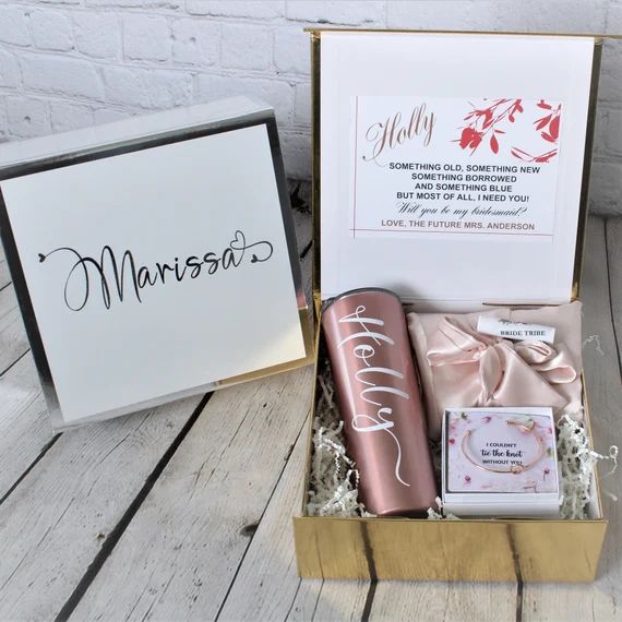 Bridesmaid Gift Box With Bracelet Robe and Glass - Etsy | Etsy (US)