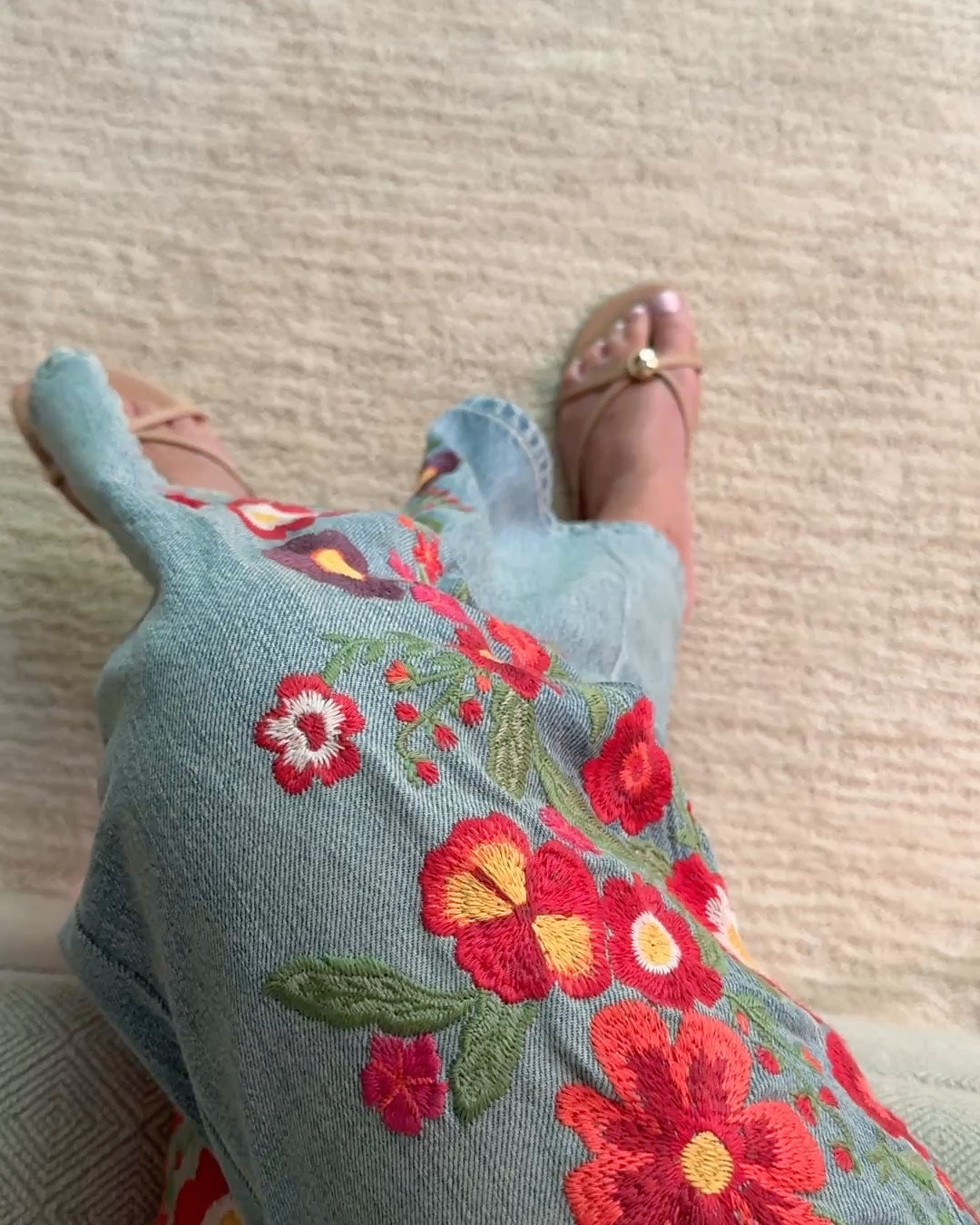 Embroidered denim for the summer outfit win. They’re supposed to be cropped but they’re sandal length for me. I’m 5’! 
Love the sandals too and they’re on sale and under $20!
💓 Kim


#LTKSaleAlert #LTKPetite