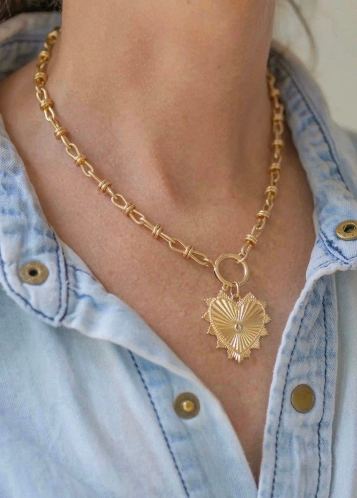 Heart necklace on sale 

#LTKSaleAlert 