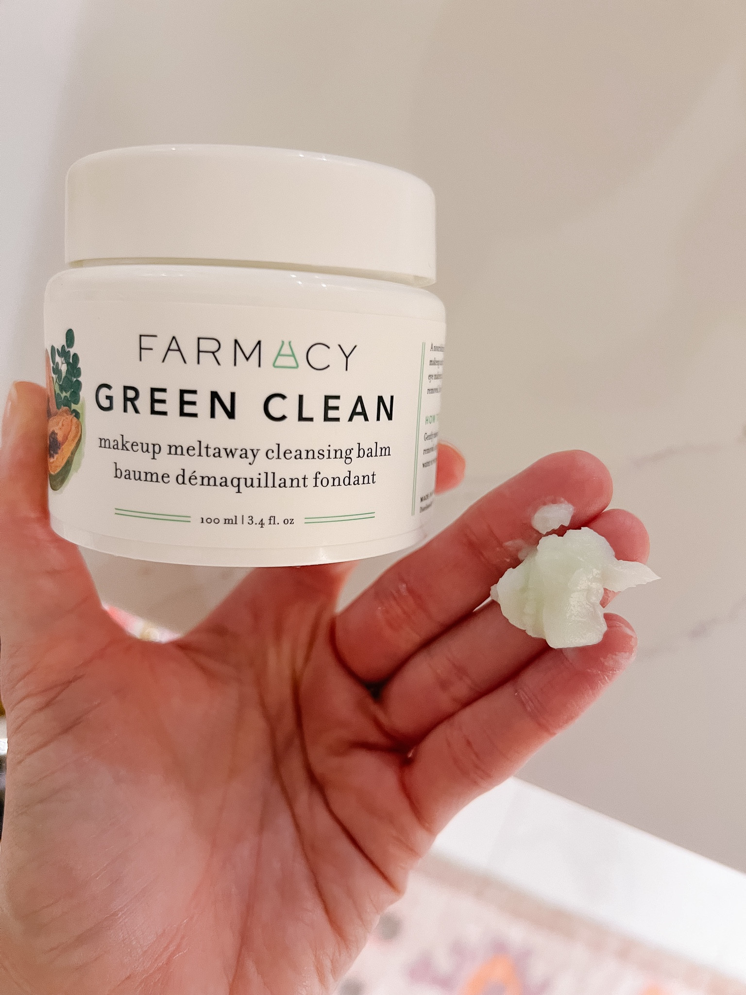 My new favorite cleanser 💚 

& soon to be yours too! ~ I love using this when I’m wearing a full face of makeup to literally melt it away.. it’s amazing! 

#beauty #beautybuys #cleanser #facialcleanser 

#LTKBeauty