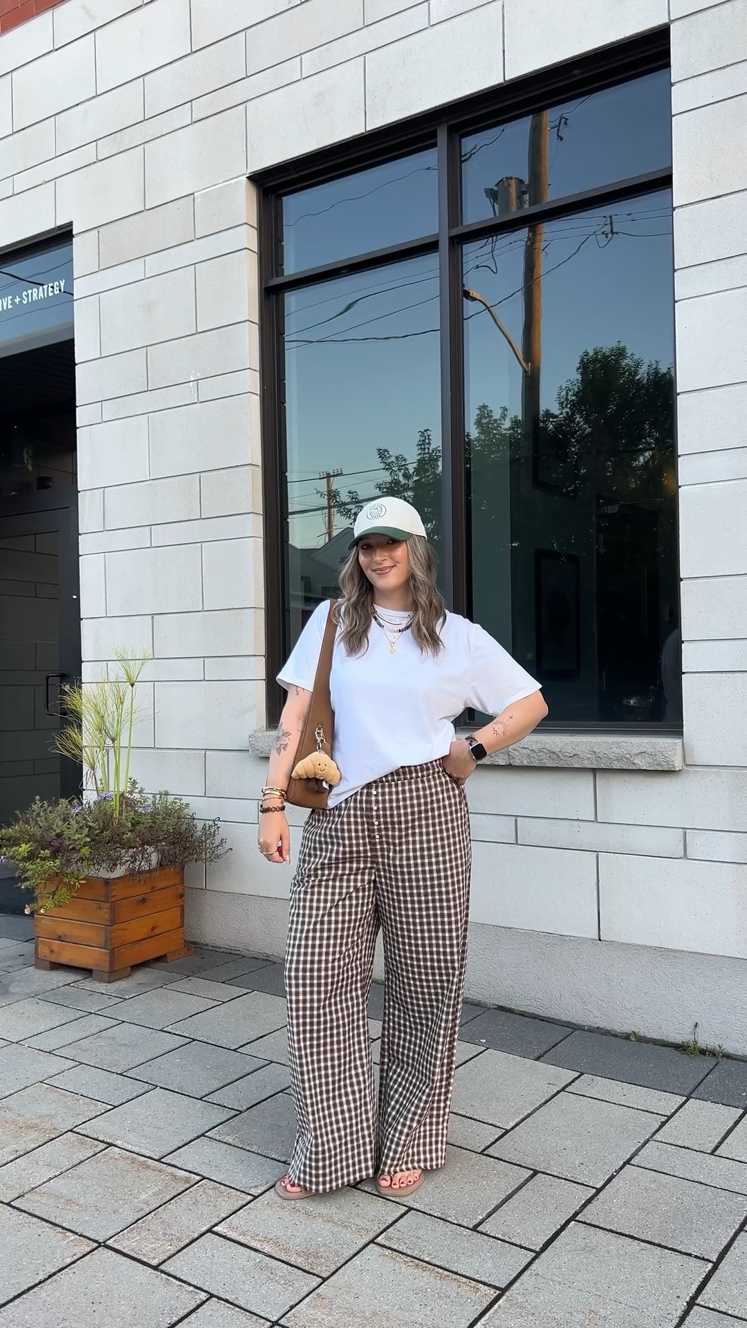 Simple early fall outfit from Abercrombie! Wearing M in the gingham pants. Linked this year’s version of my white tee. Crocs toe loop sandals are super comfy, I’m a 9.5-10 and wear a 10. Canadian crocs link under “similar products”

#LTKfall #LTKsale #LTKmidsize