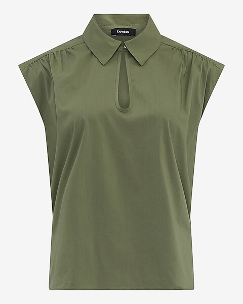 Collared Short Sleeve Keyhole Top | Express