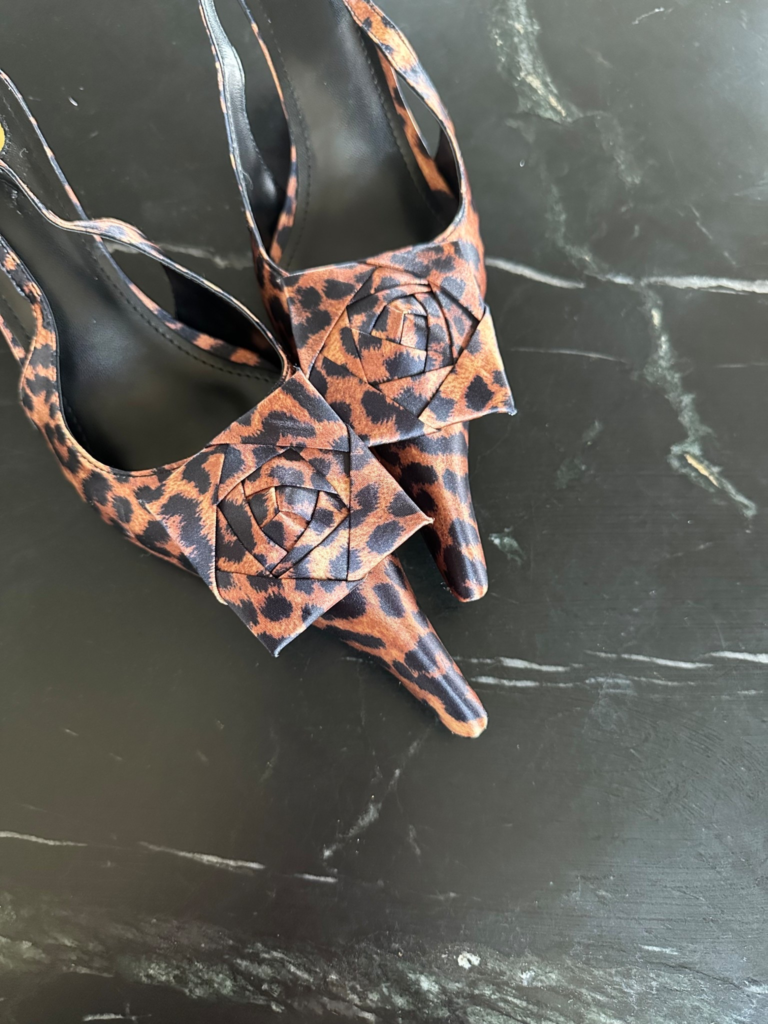 Inspired by kitten heels. Size up if you have a wide foot 

#LTKU