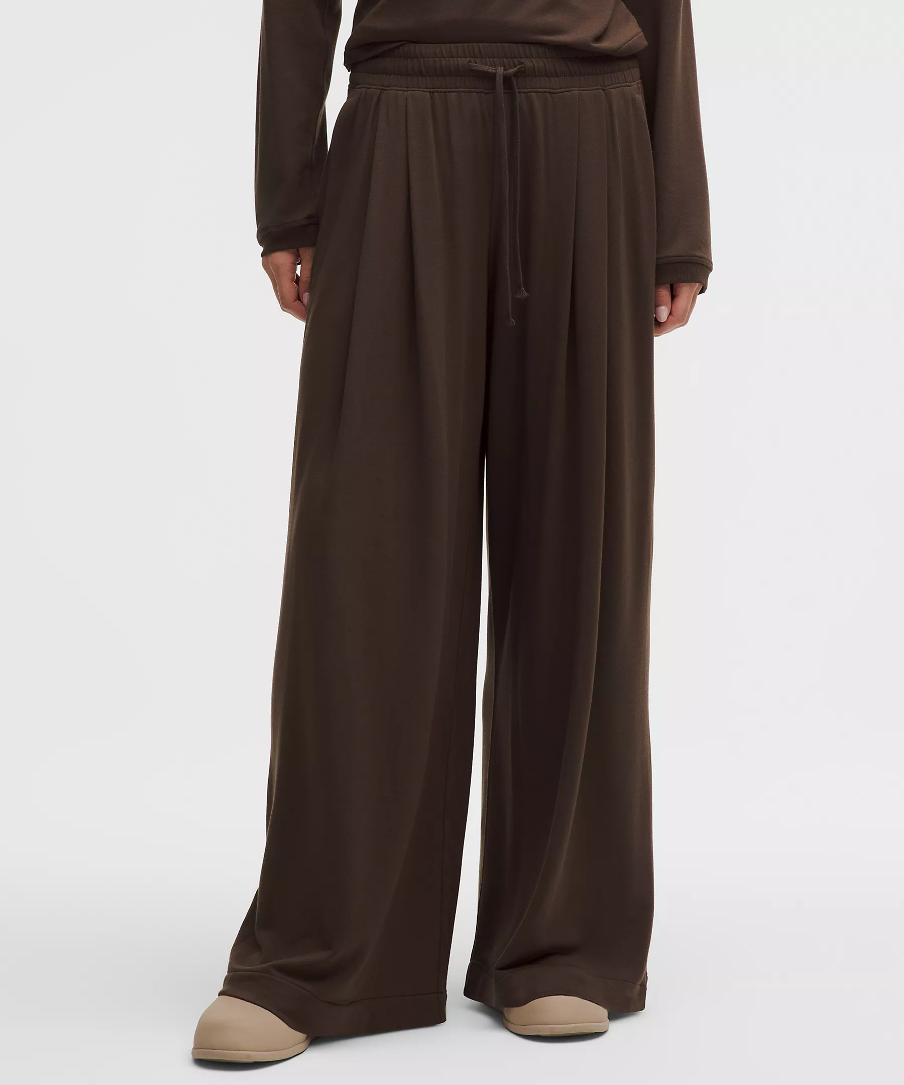 BeCalm High-Rise Pleated Extra-Wide Leg Pant | Lululemon (US)