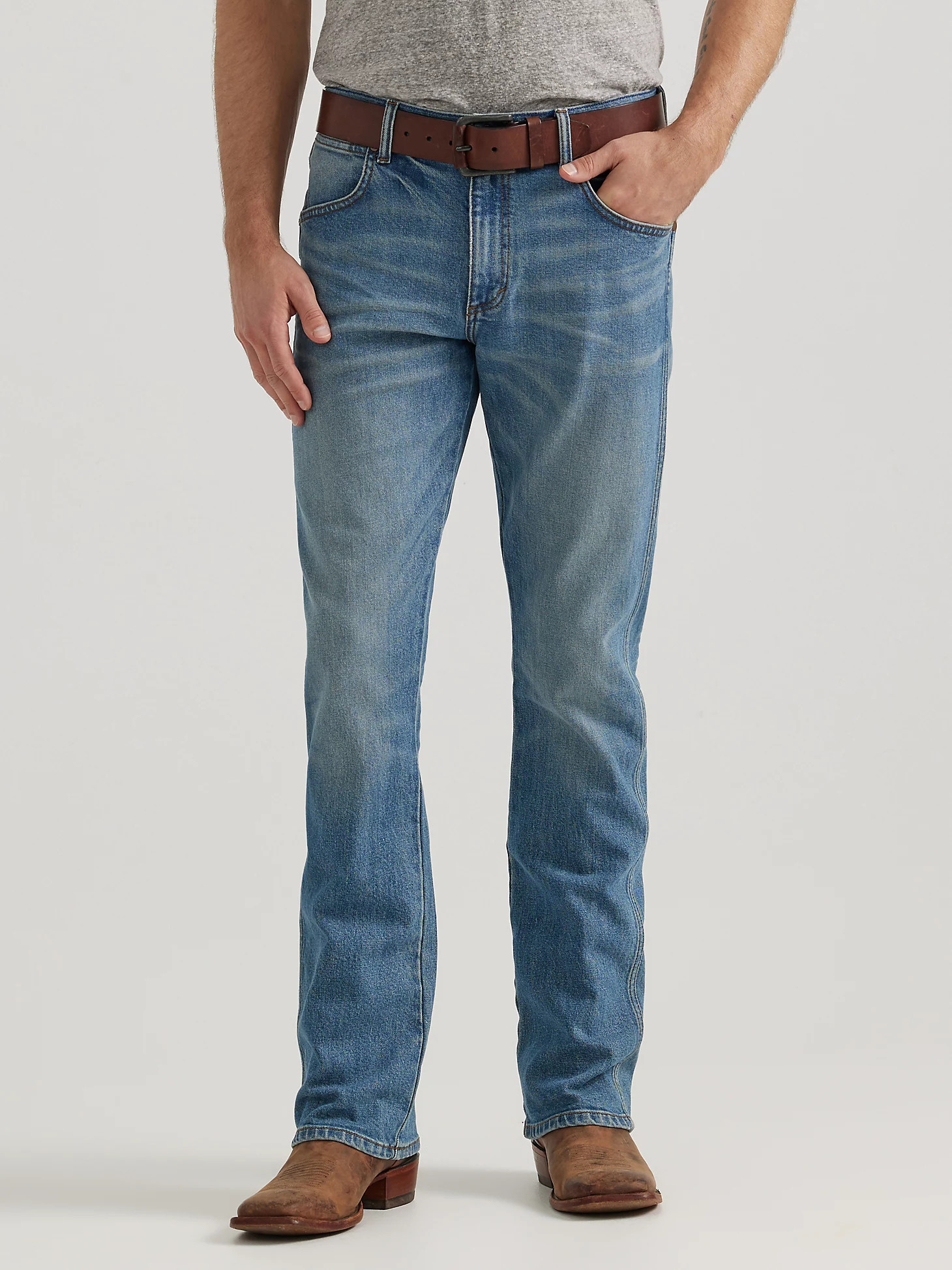 Men's Wrangler Retro® Slim Fit Bootcut Jean in Oleson | Wrangler