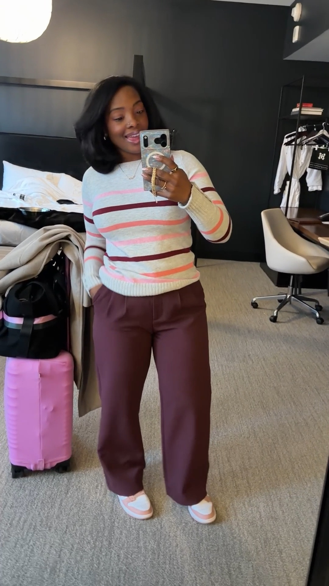 Had to go business casual today and it was the perfect time to wear my new sloane pants from @abercrombie! I’m wearing a 28  

#LTKgrwm #LTKWorkwear #LTKootd