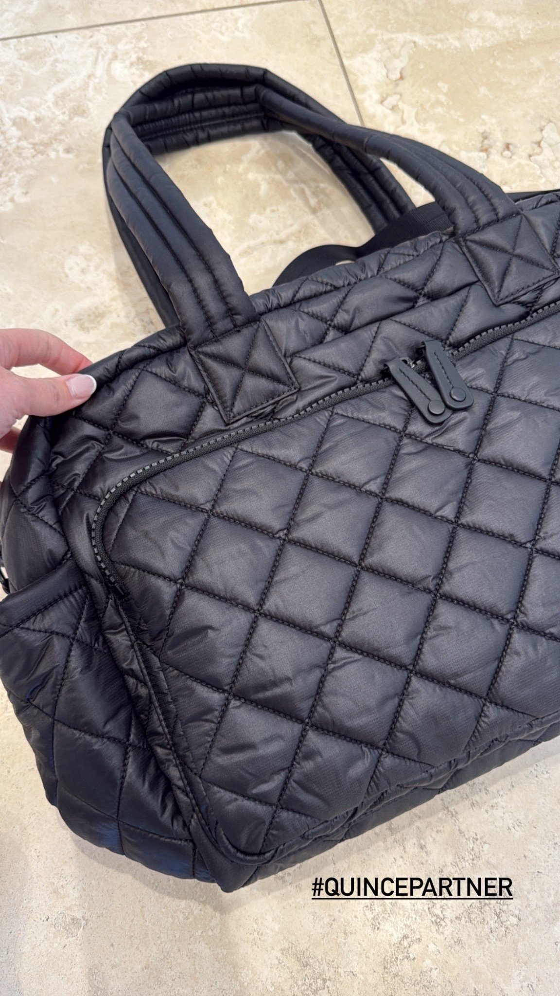 #QuincePartner Sports moms, this one’s for you! This bag from Quince fits everything you need while keeping it all organized and at such a good price. @Quince 