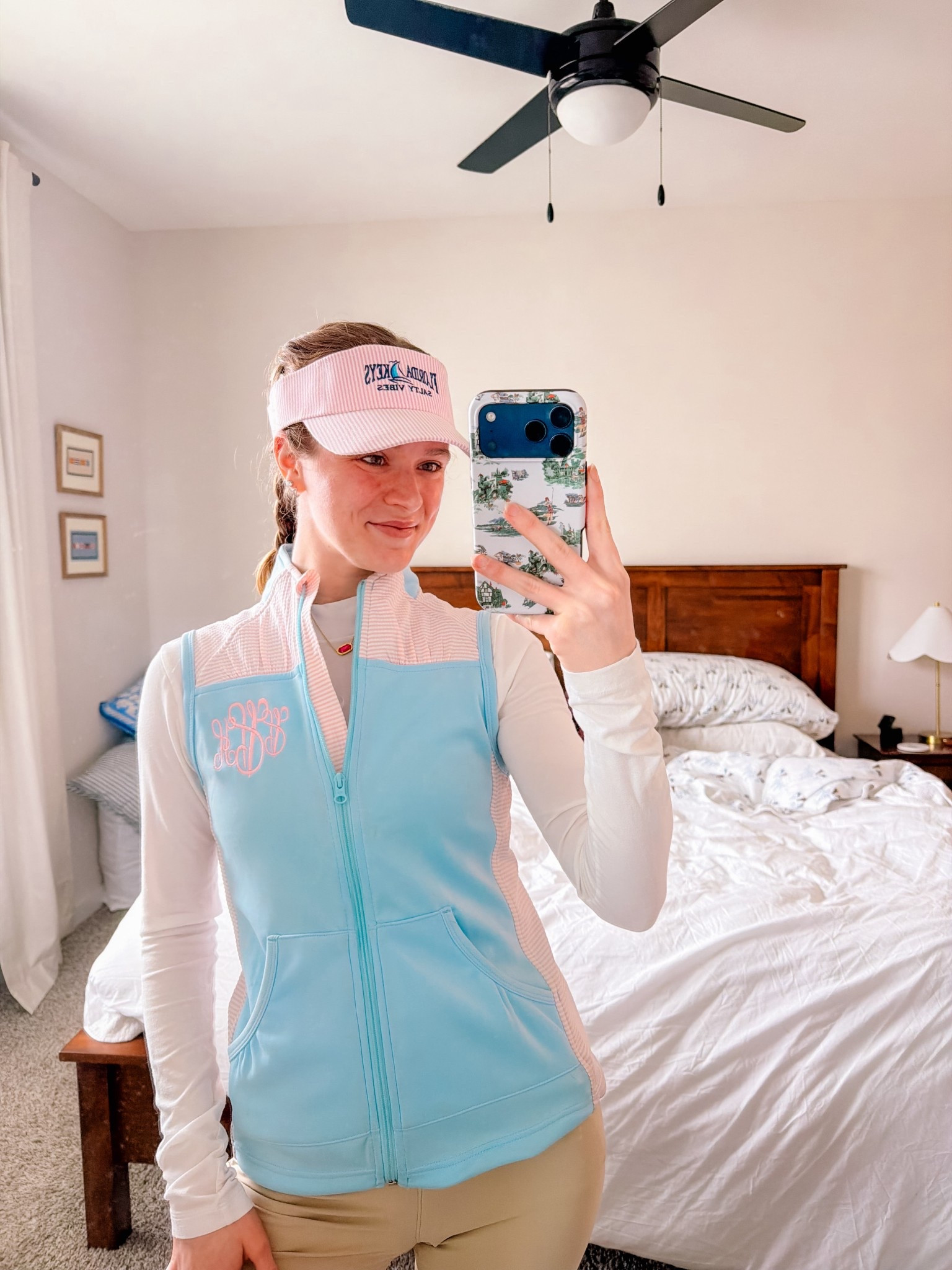 Broke out an old monogrammed vest for a golf tournament last weekend!! SO glad I held onto this one - I love a pink seersucker!! 