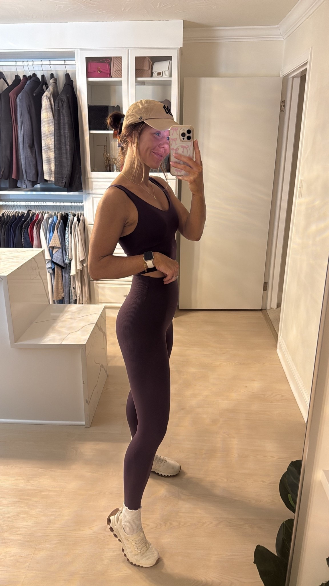 Obsessing over this berry colored workout set😍

#LTKootd #LTKActive #LTKfitnessgoals