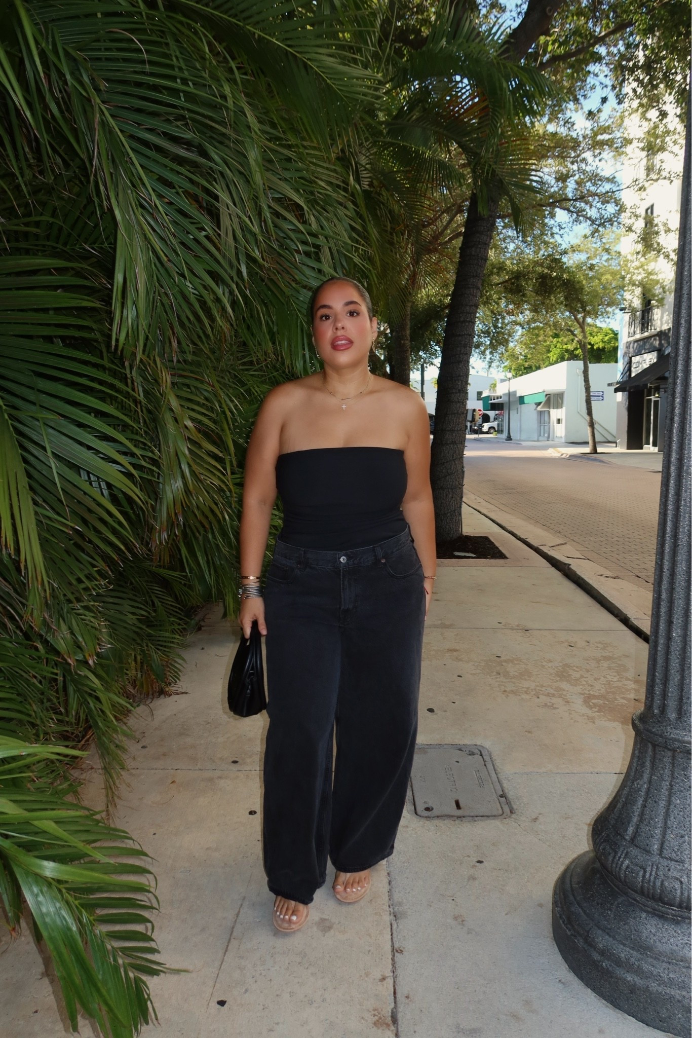 Date night outfit! Wearing size L in the top and 31 in the jeans

#LTKootd #LTKMidsize #LTKdayinmylife