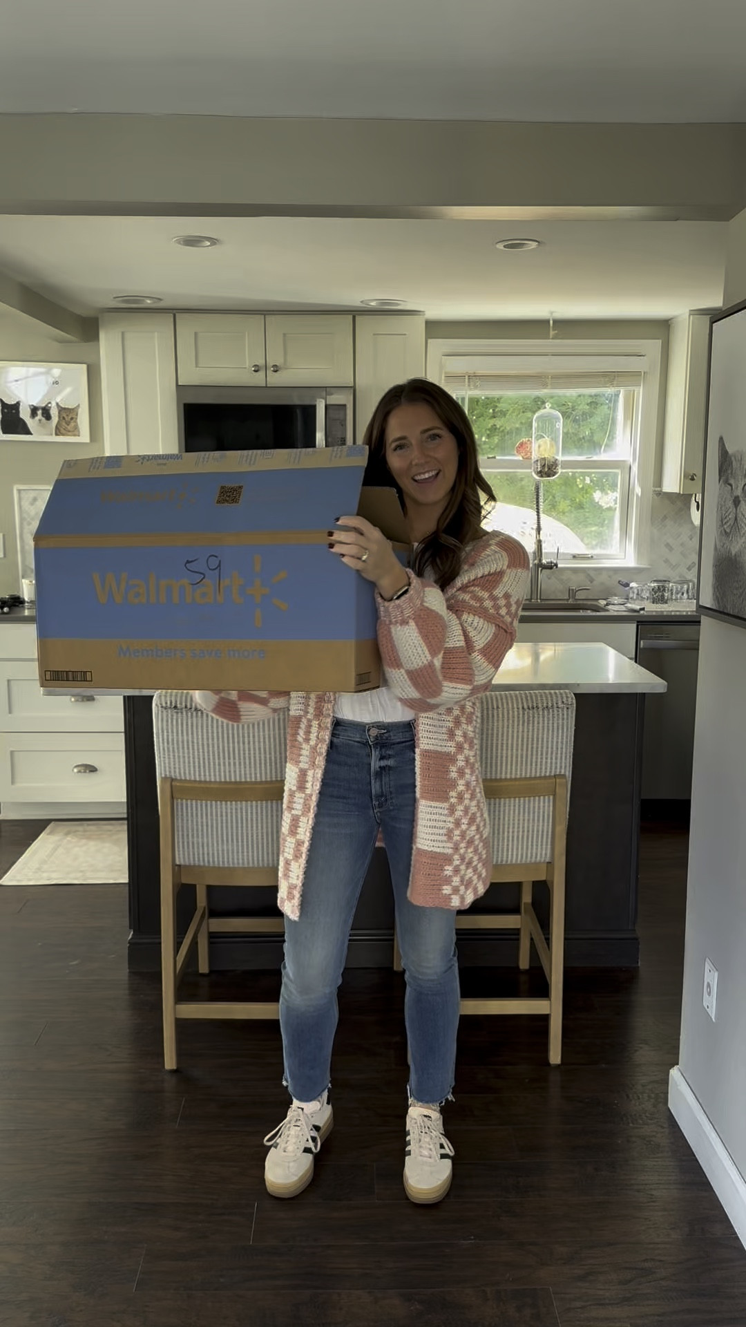 WEEKLY WALMART HAUL 🤩 I think my favorites are the flats and the faux leather vest - I can’t decide!! 

Sizing info:
Size small in everything
True size in the shoes
Jeans - true size


#LTKFindsUnder100 #LTKStyleTip #LTKFindsUnder50