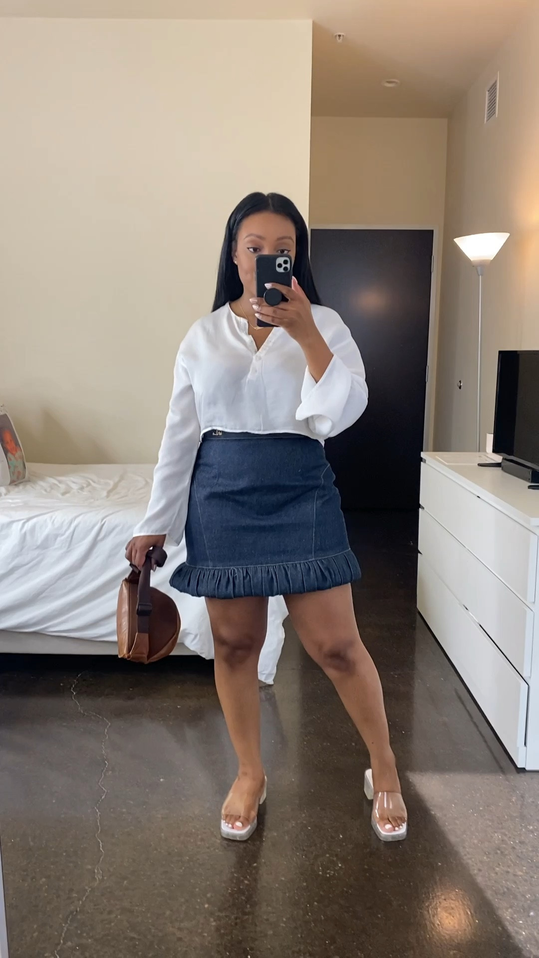 Casual but fancy outfit idea for a warm day. I wore this to a winery with some girlfriends A simple crop top, comfy sandals, a no hands bag, and a statement skirt. Easy! I linked a few crop tops and sandals below. I also linked this super cute Fanny pack that has my initials on it! This skirt is from one of my favorite brands Broken Land Co.