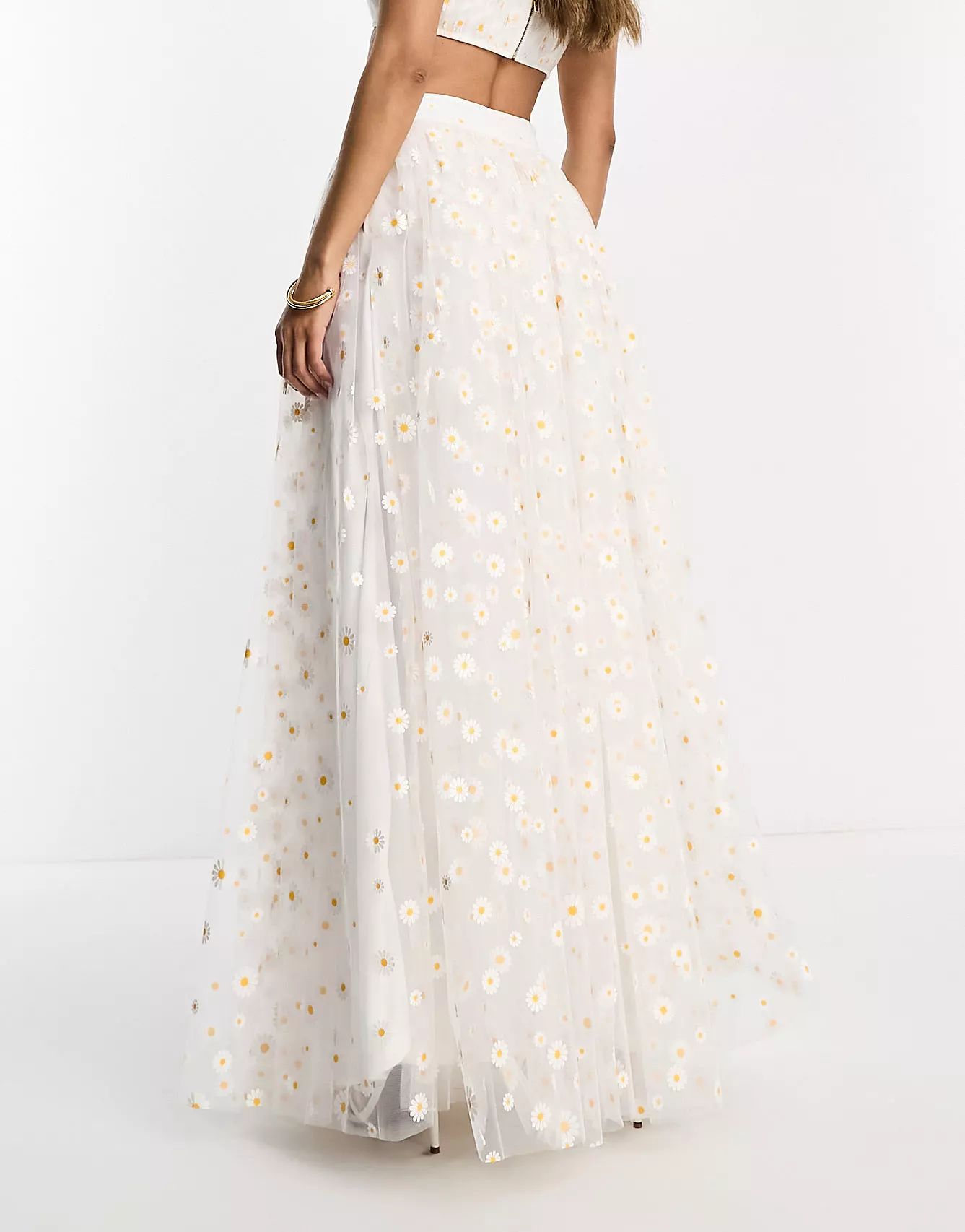 Lace & Beads exclusive tulle maxi skirt in white daisy - part of a set | ASOS (Global)