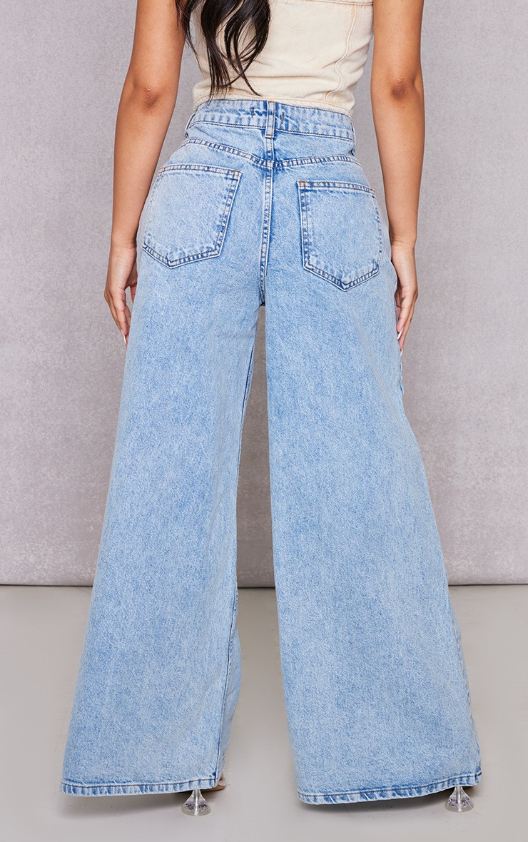 Petite Vintage Wash Baggy Long Leg Wide Leg Jeans | PrettyLittleThing US