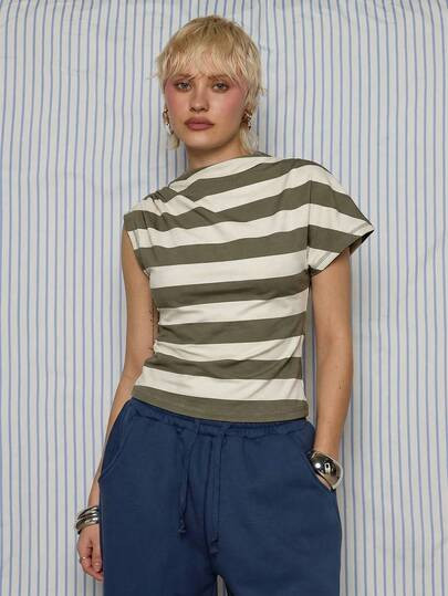 COUREZ Short Sleeve Asymmetric Jersey Top In Stripe /Y2K Short Sleeve Tops Going Out Tops Women T... | SHEIN